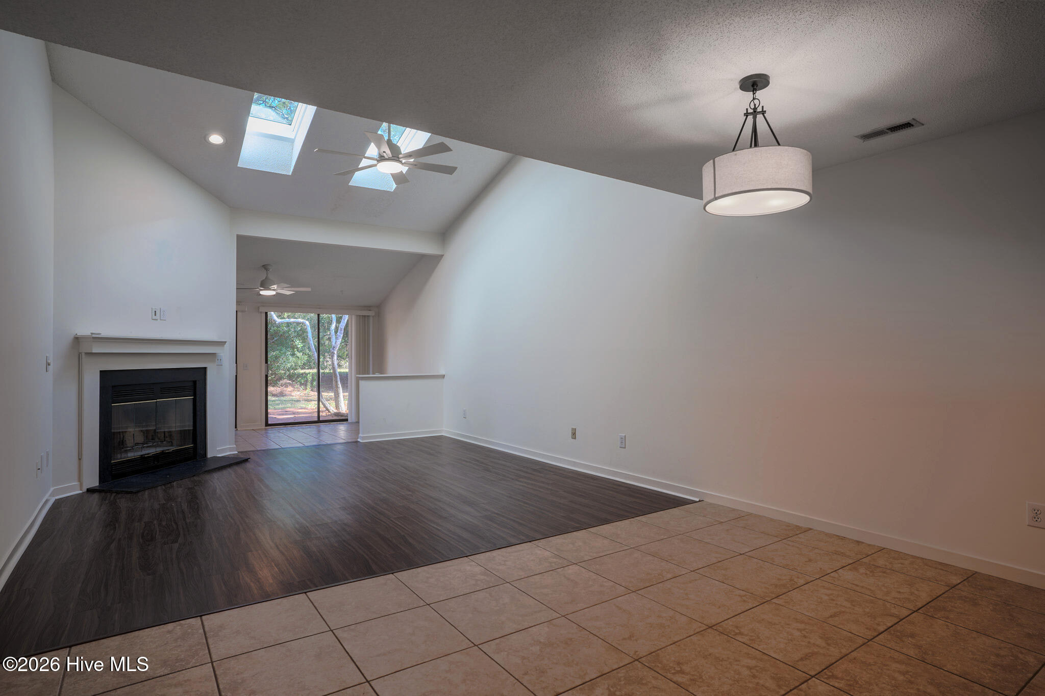 211 Inland Greens Circle Property Photo 10
