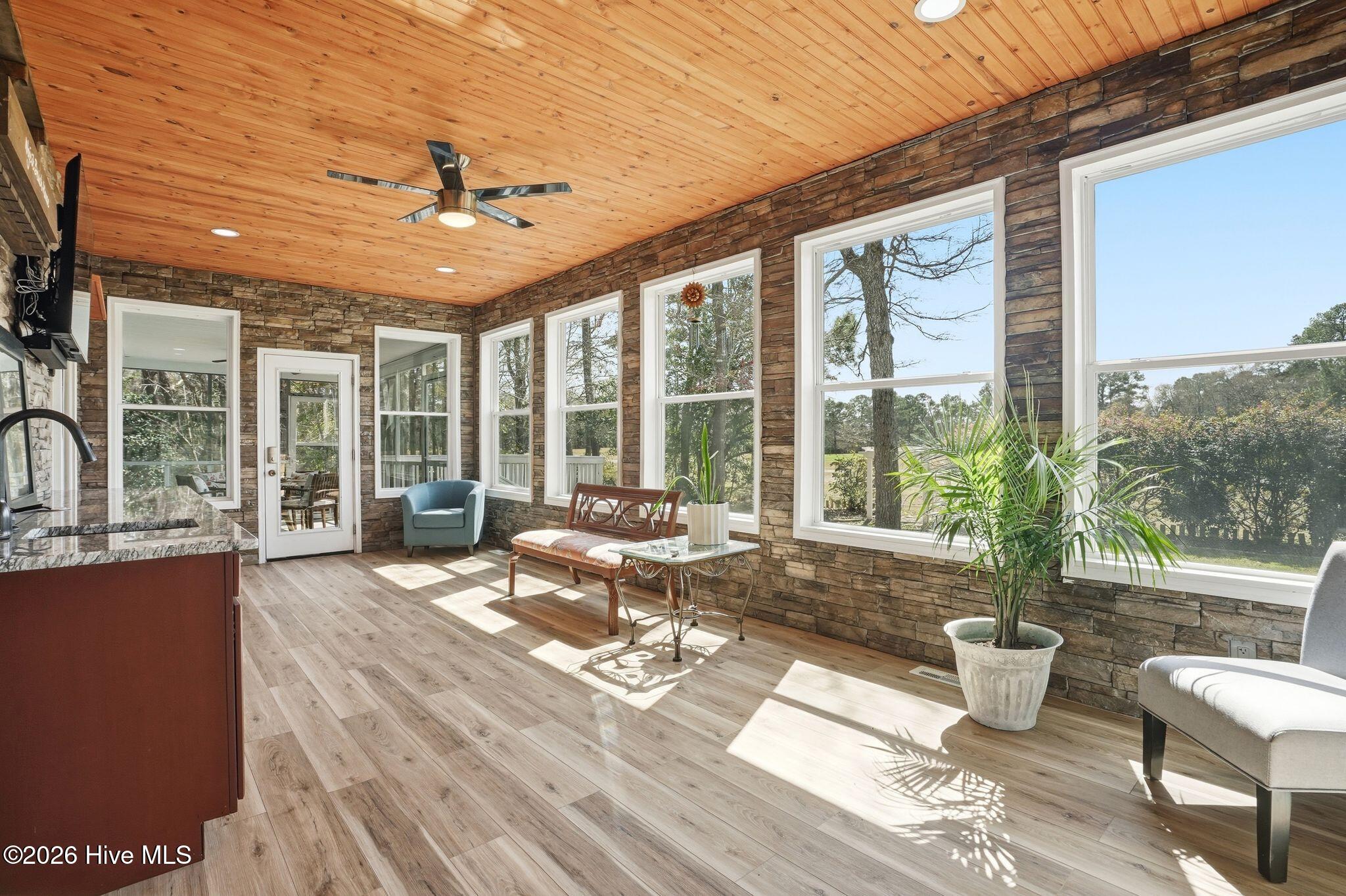 1567 Colonist Square Sw Property Photo 8