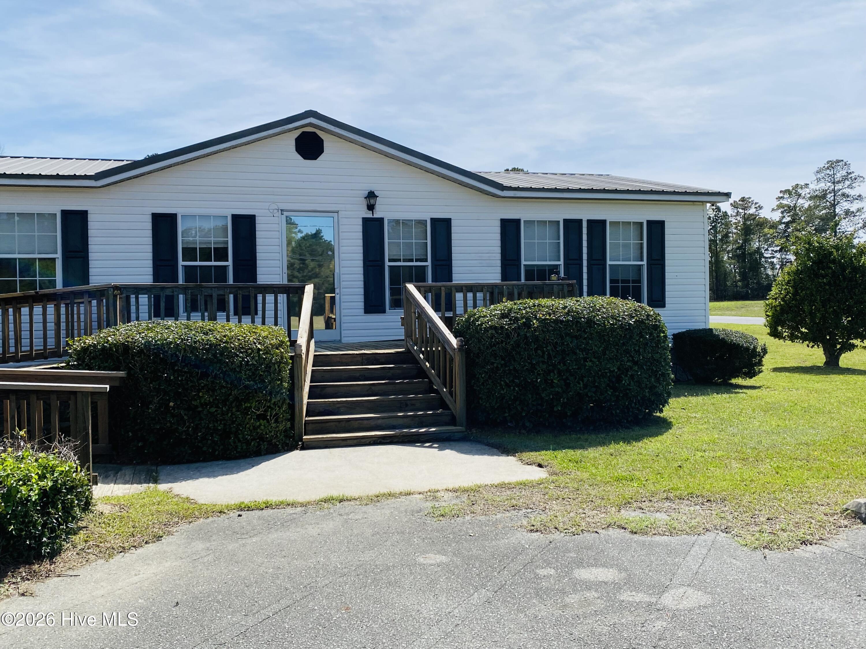 904 Jefferson Street Property Photo 4