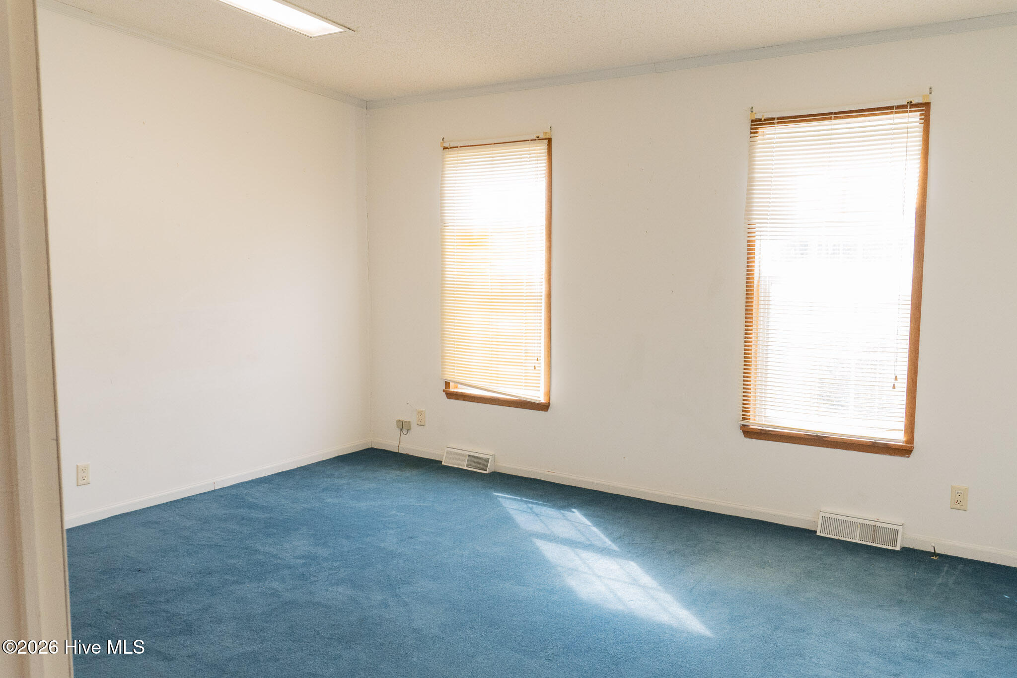 904 Jefferson Street Property Photo 16