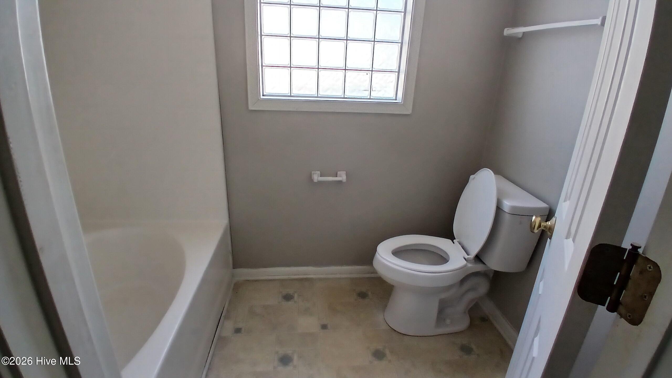 711 Weathervane Way Property Photo 14