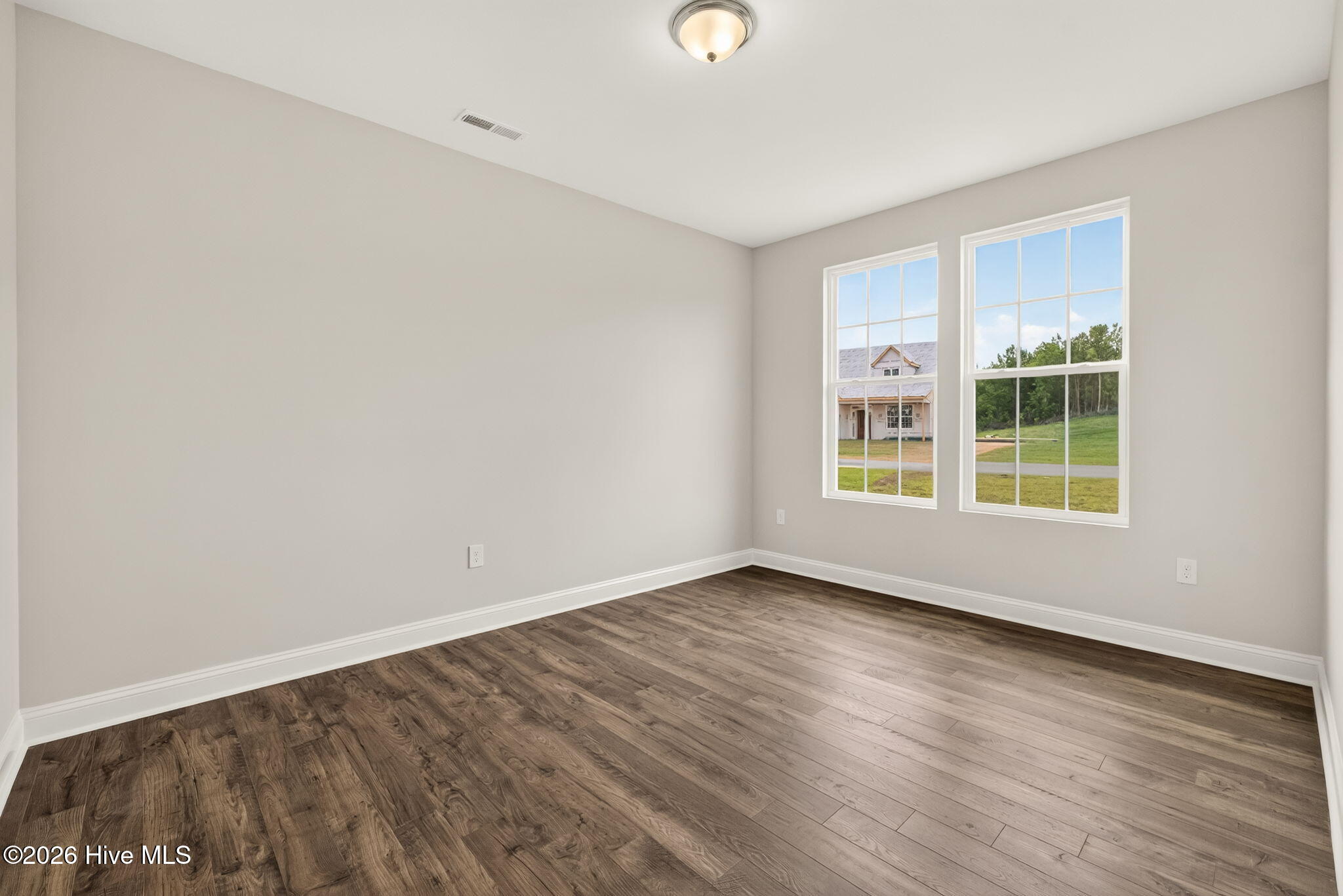 77 Darmouth Drive Property Photo 6