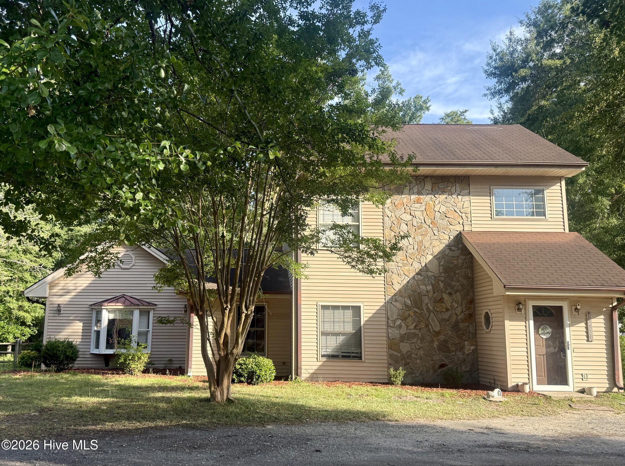 12221 Evergreen Lane Property Photo 1