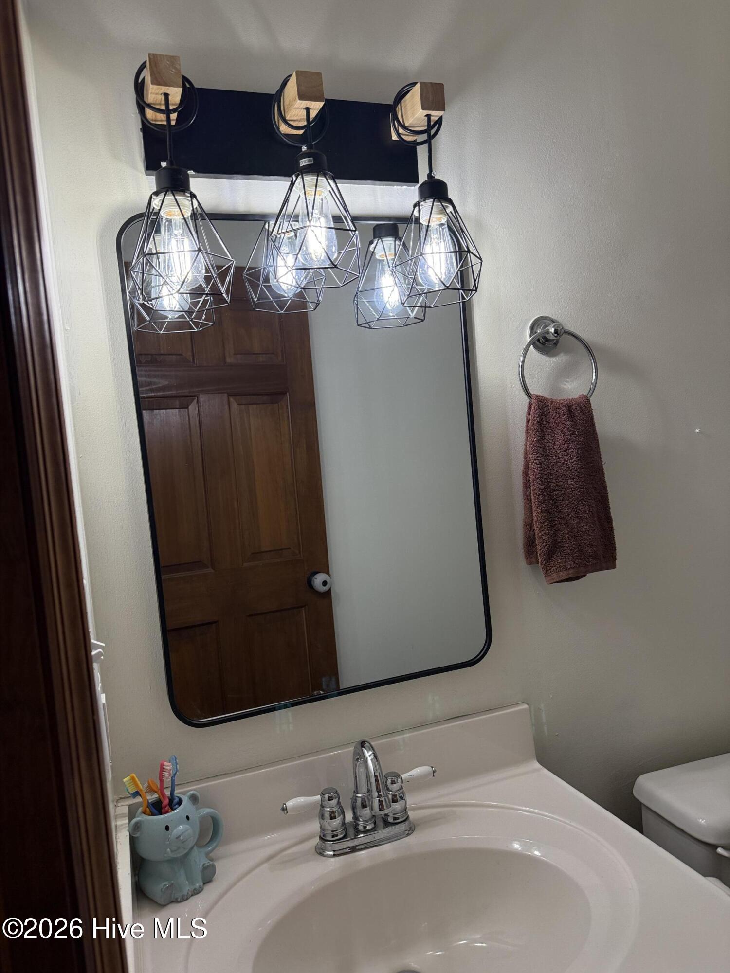 12221 Evergreen Lane Property Photo 7