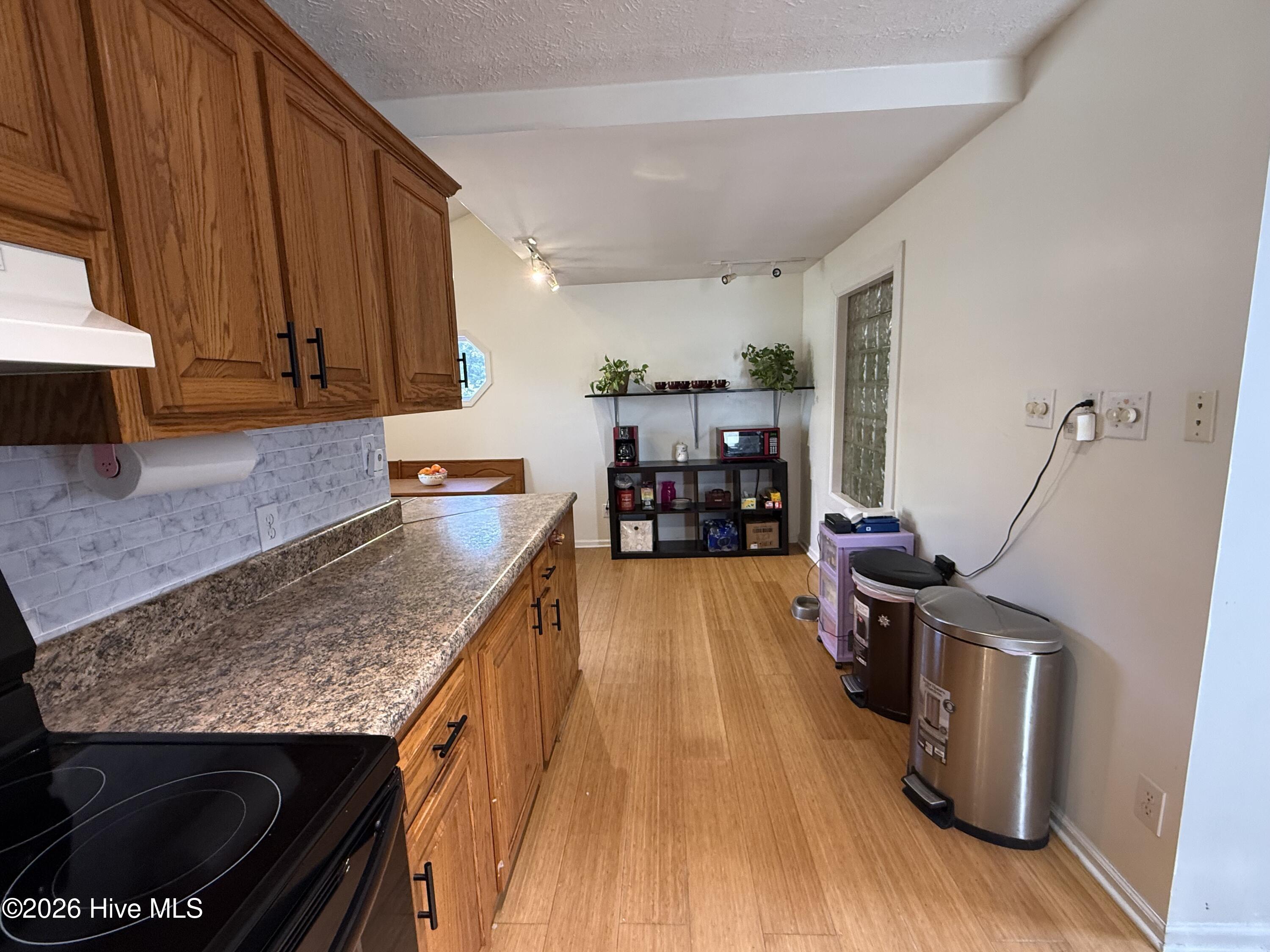12221 Evergreen Lane Property Photo 15