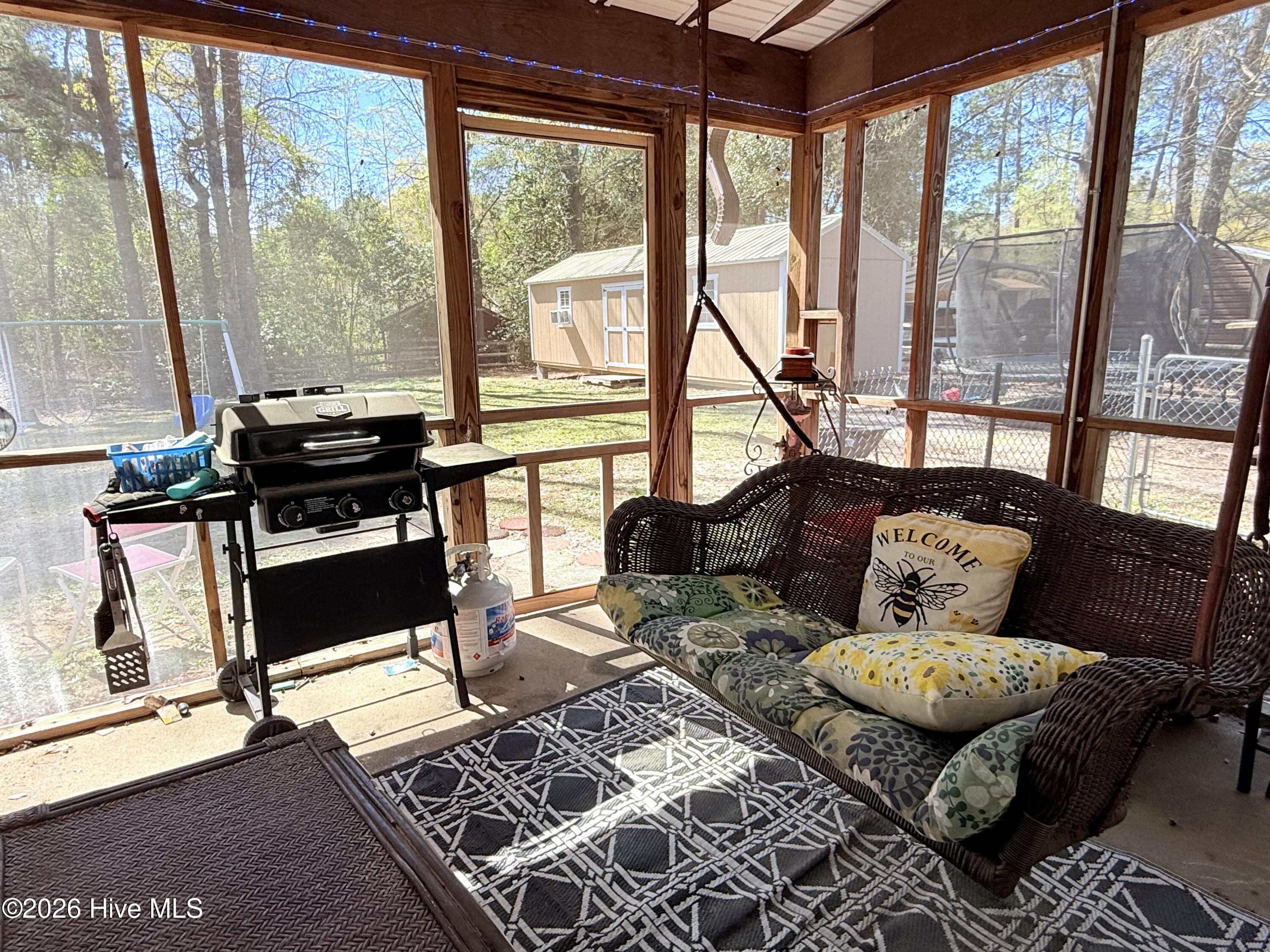 12221 Evergreen Lane Property Photo 20