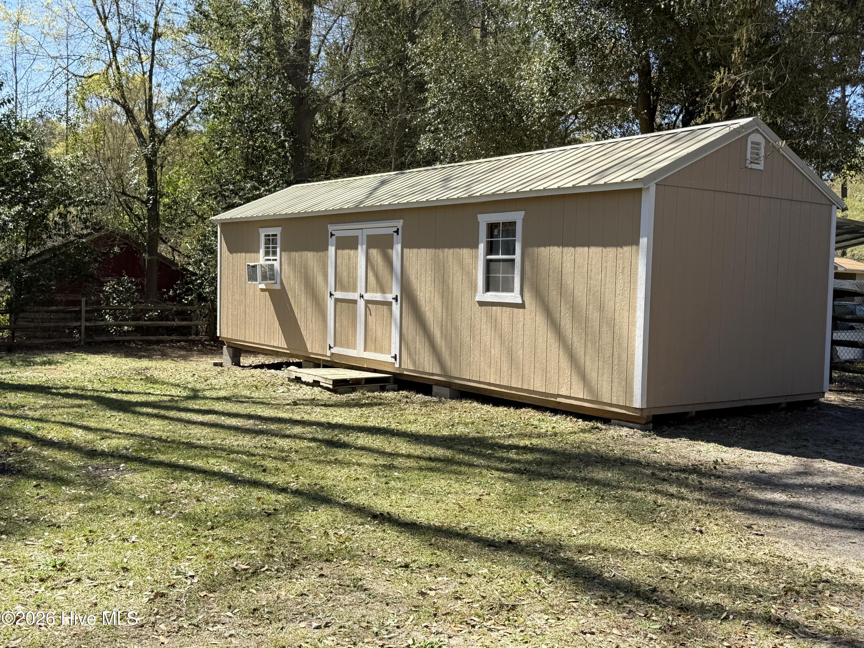 12221 Evergreen Lane Property Photo 29