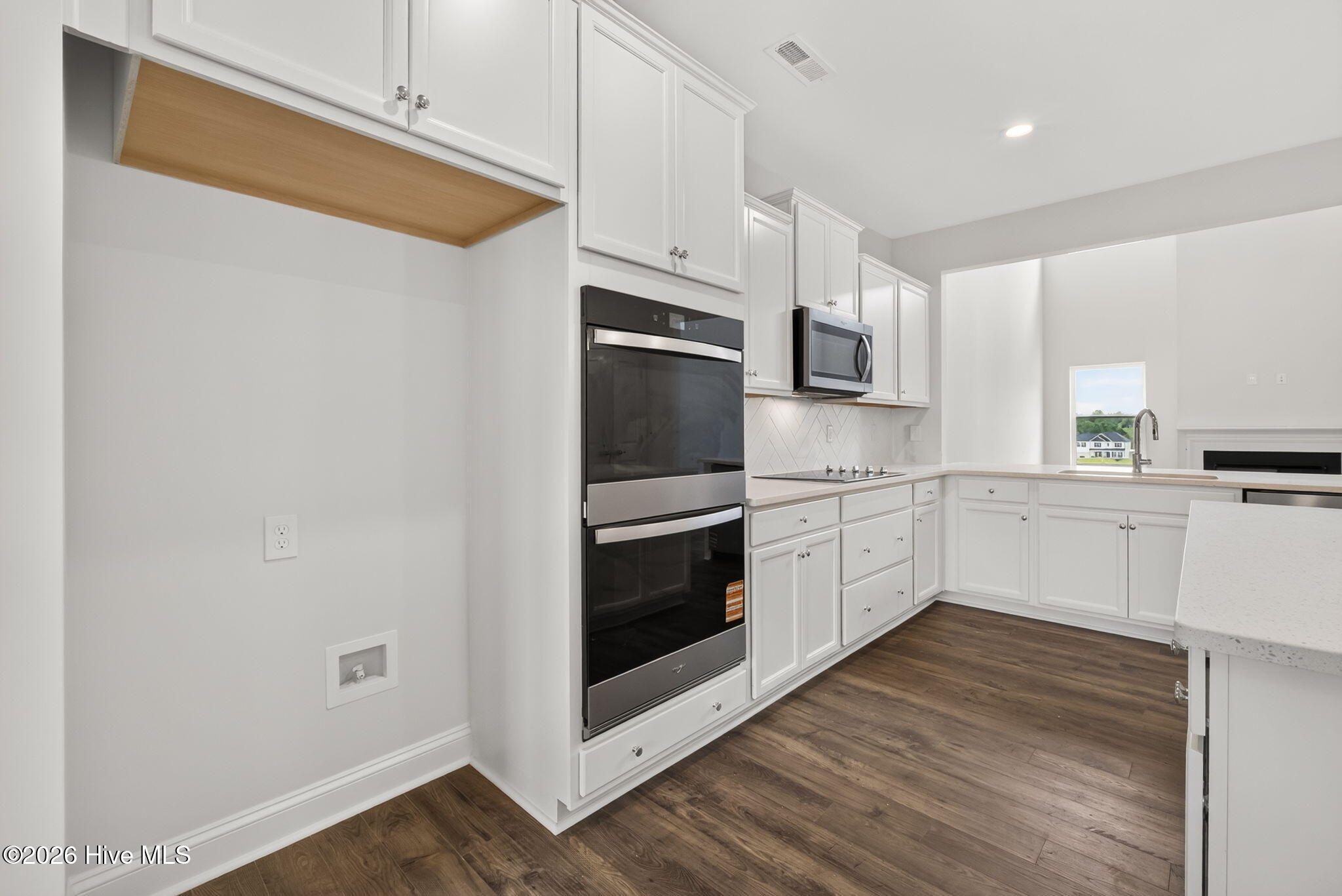 93 Cornelia Crossing Property Photo 14