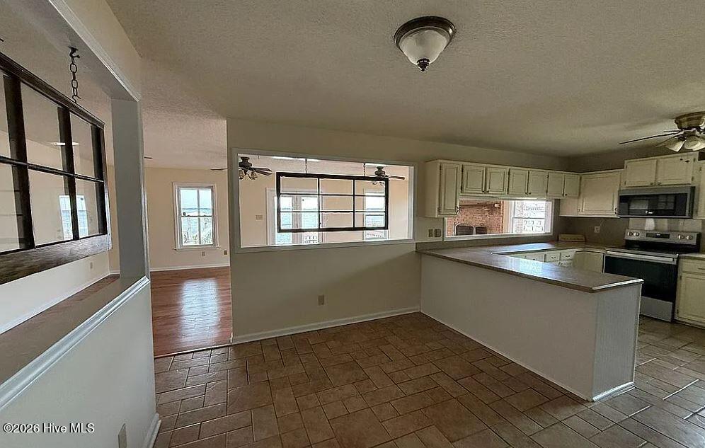 615 Willbrook Circle Property Photo 21