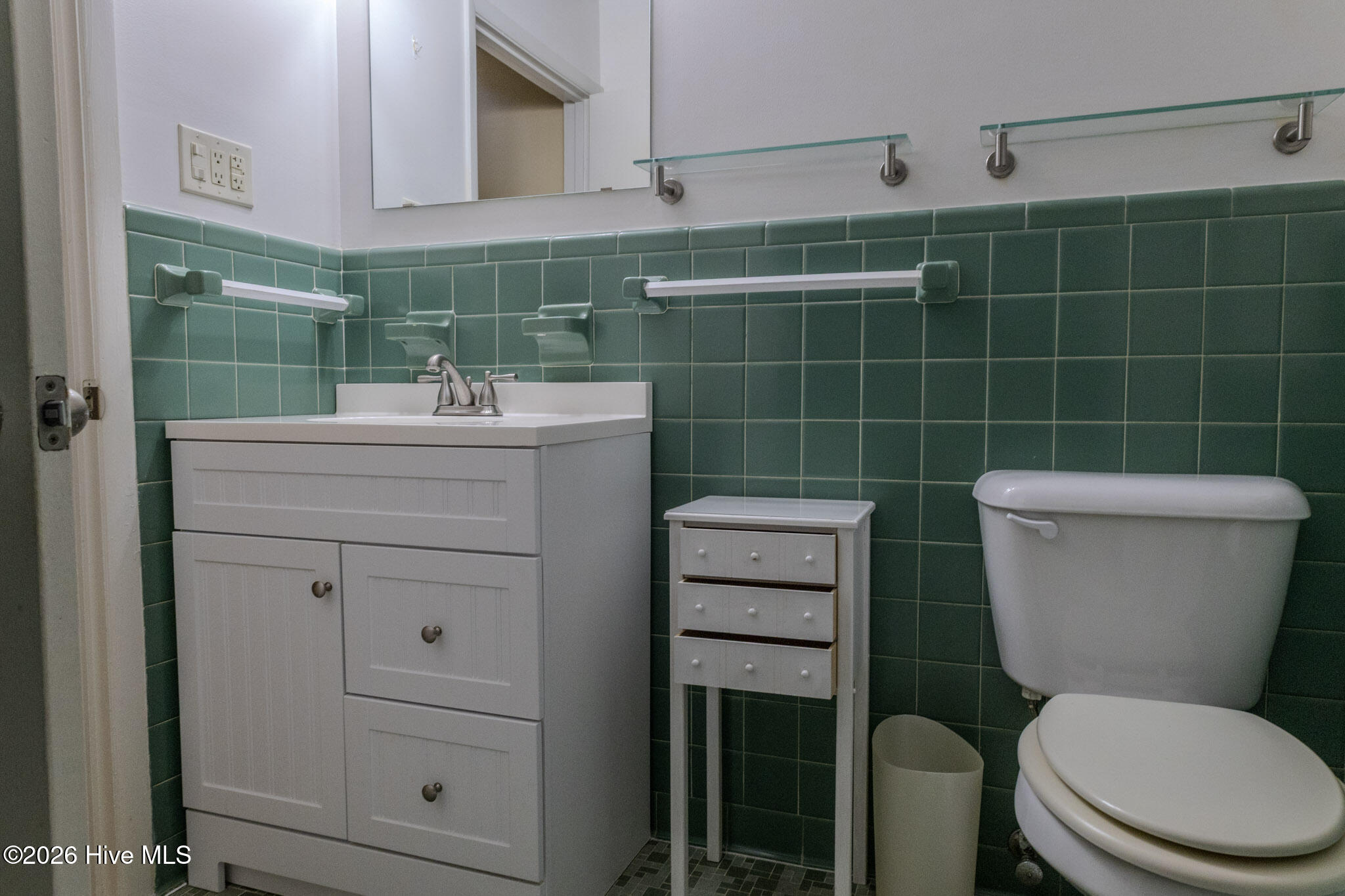 507 W 20th Street Property Photo 10
