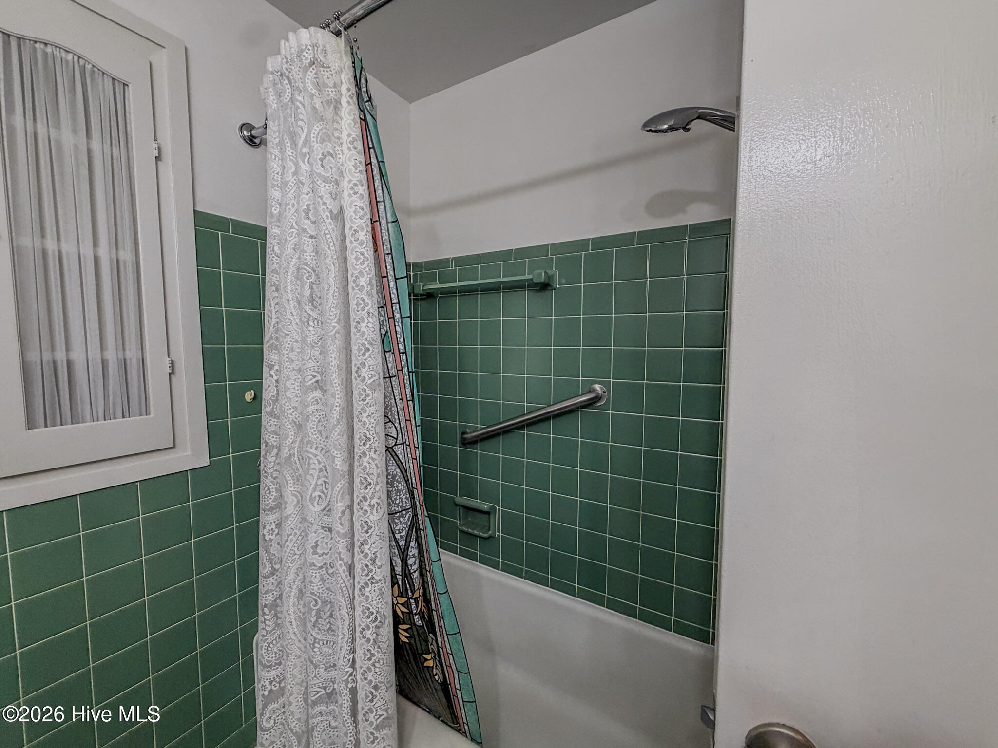 507 W 20th Street Property Photo 11