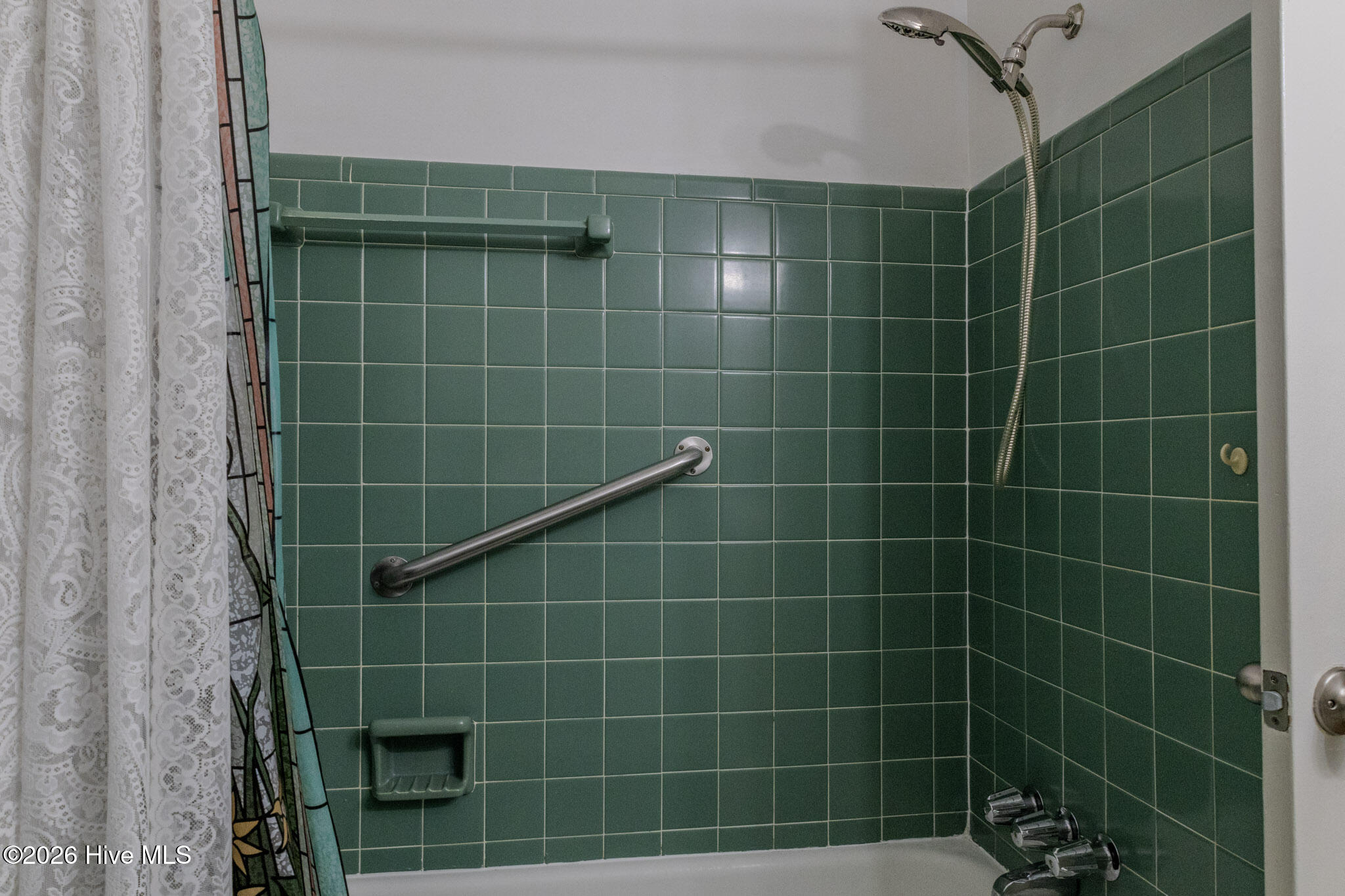 507 W 20th Street Property Photo 12