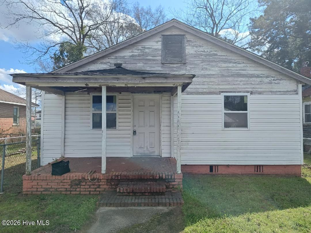 317 E Peyton Avenue Property Photo 2