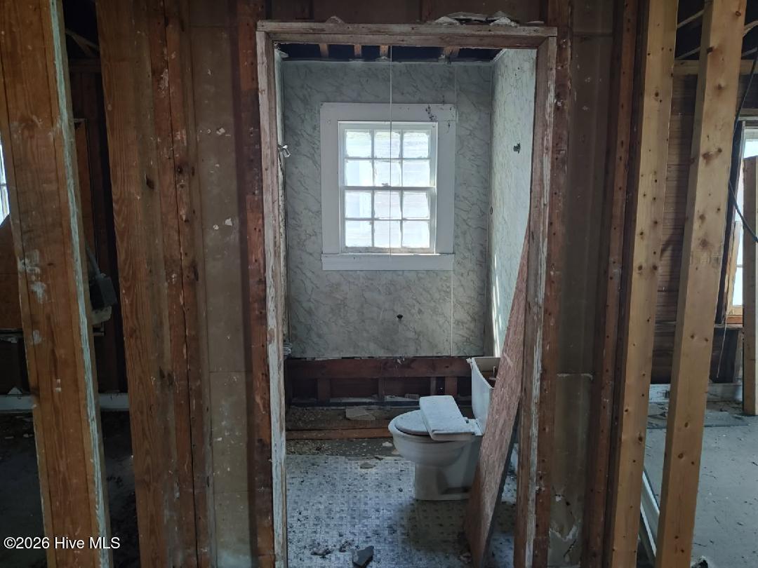 317 E Peyton Avenue Property Photo 5