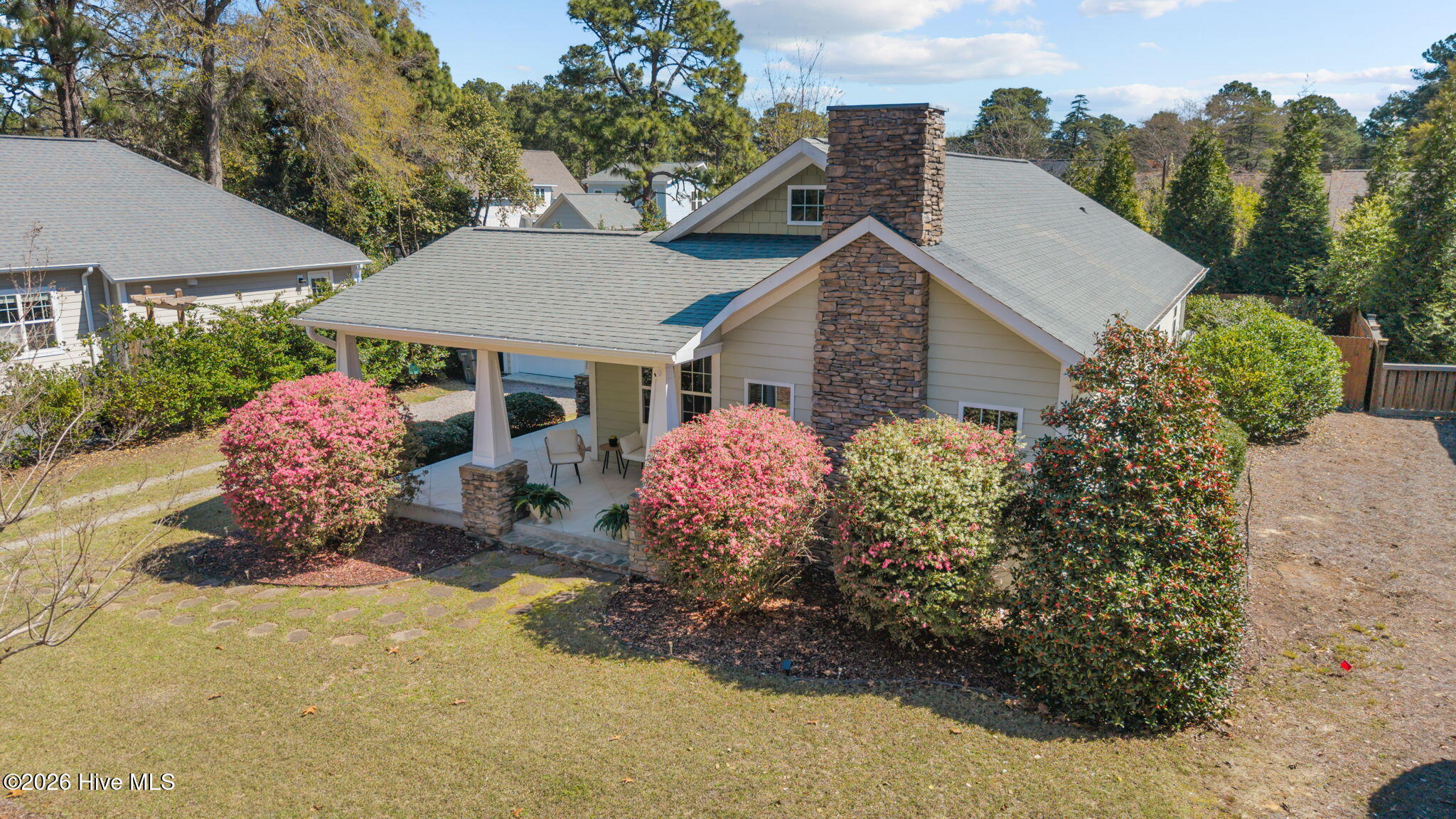 155 E Sheldon Road Property Photo 6