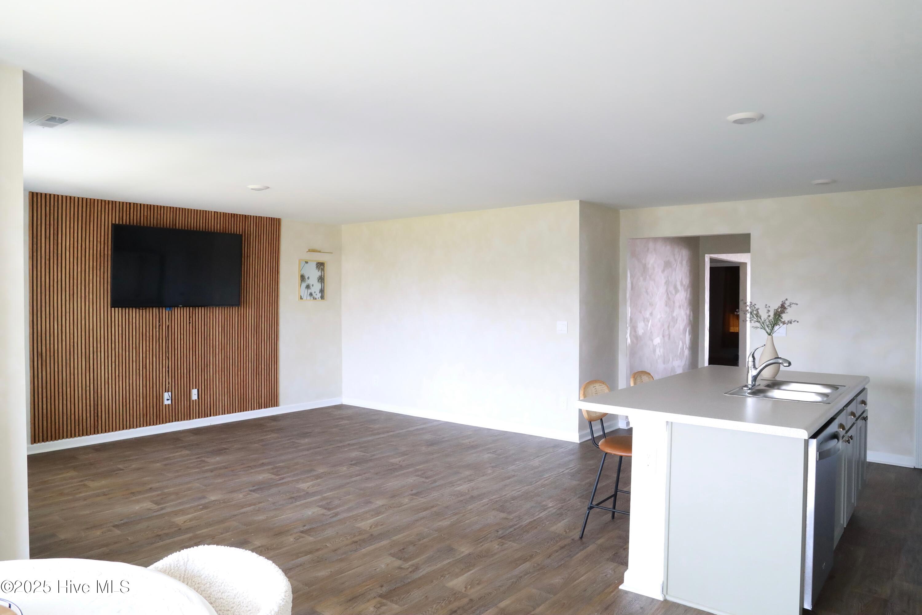 1146 King Eider Way Property Photo 14
