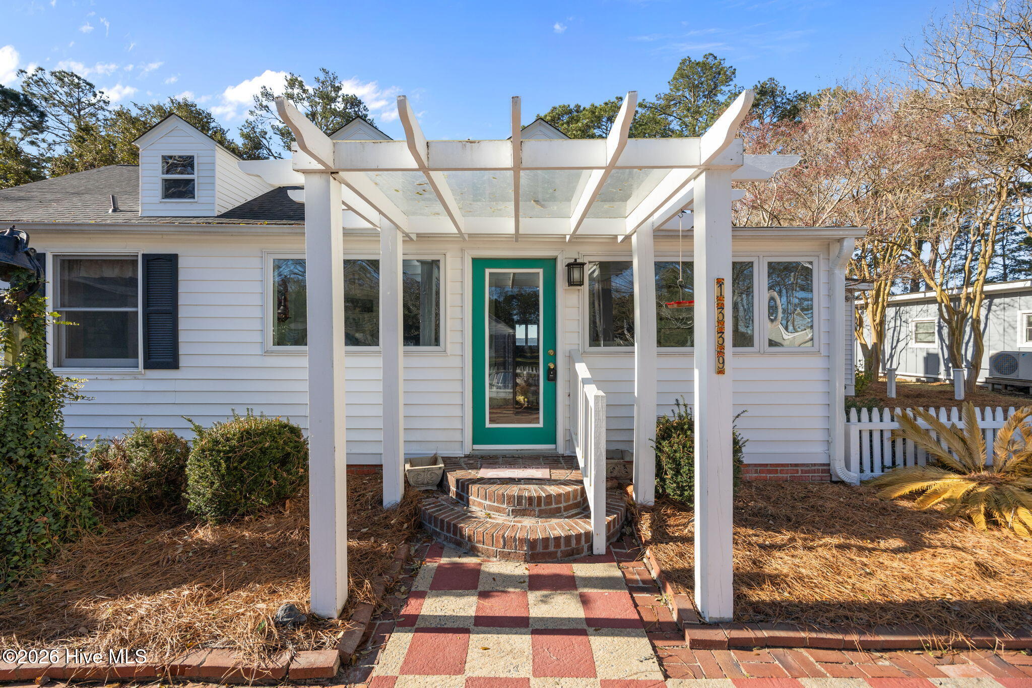 1339 Bayview Road Property Photo 4