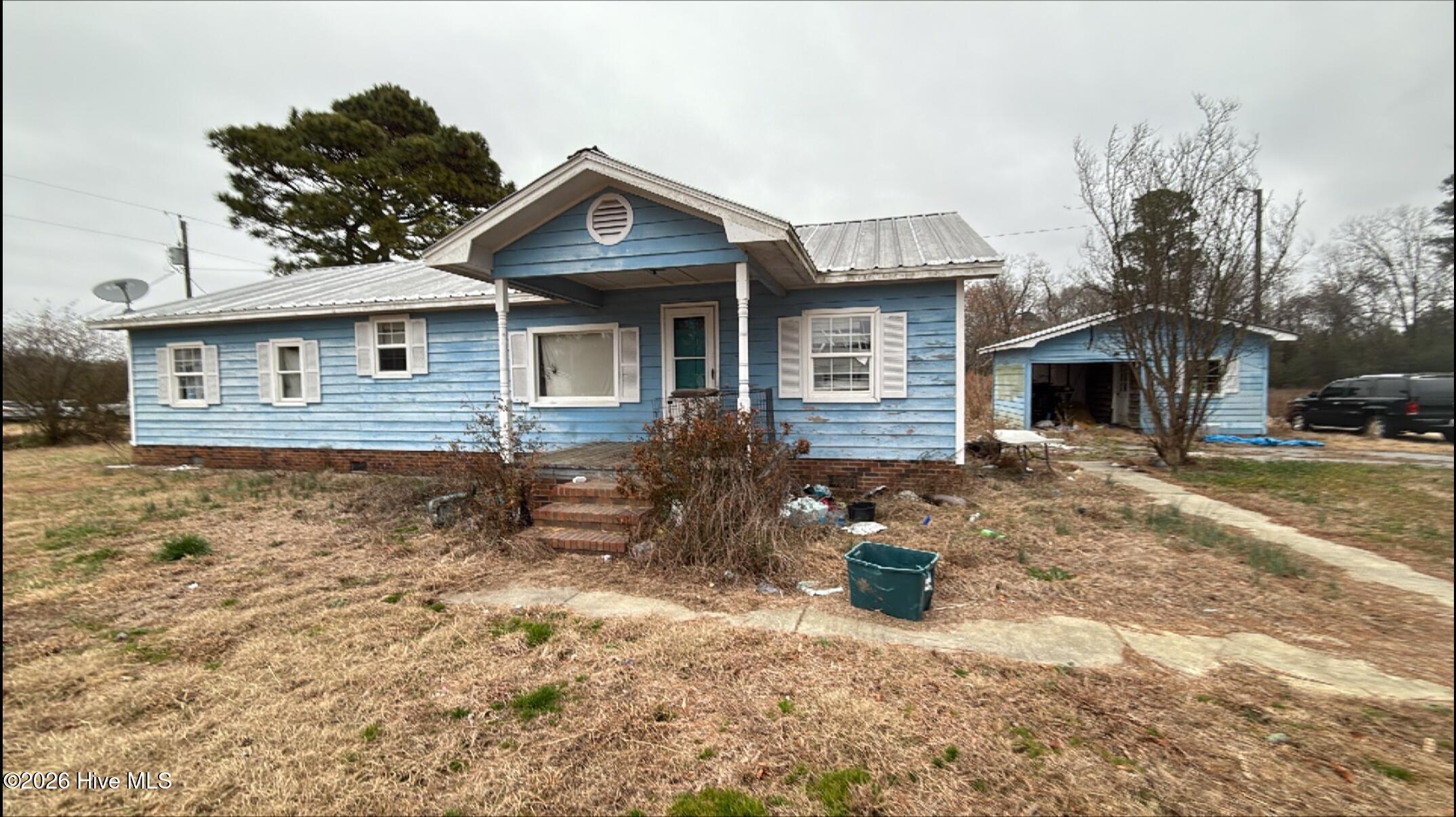 484 Yellow Skin Road Property Photo 1