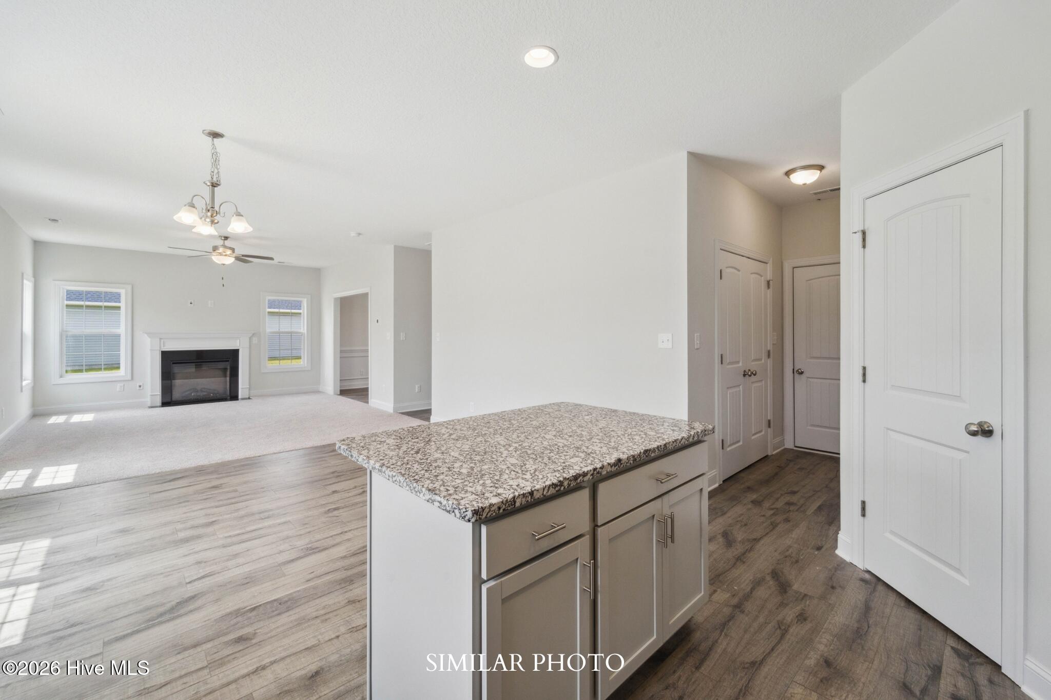 1864 Olde Towne Pointe Boulevard Property Photo 12