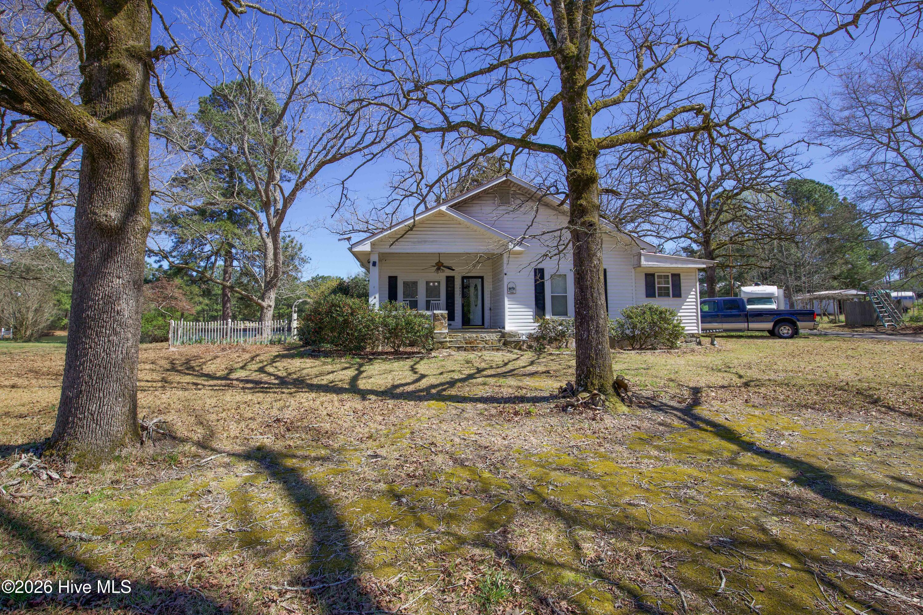 1897 Stanton Hill Road Property Photo 3