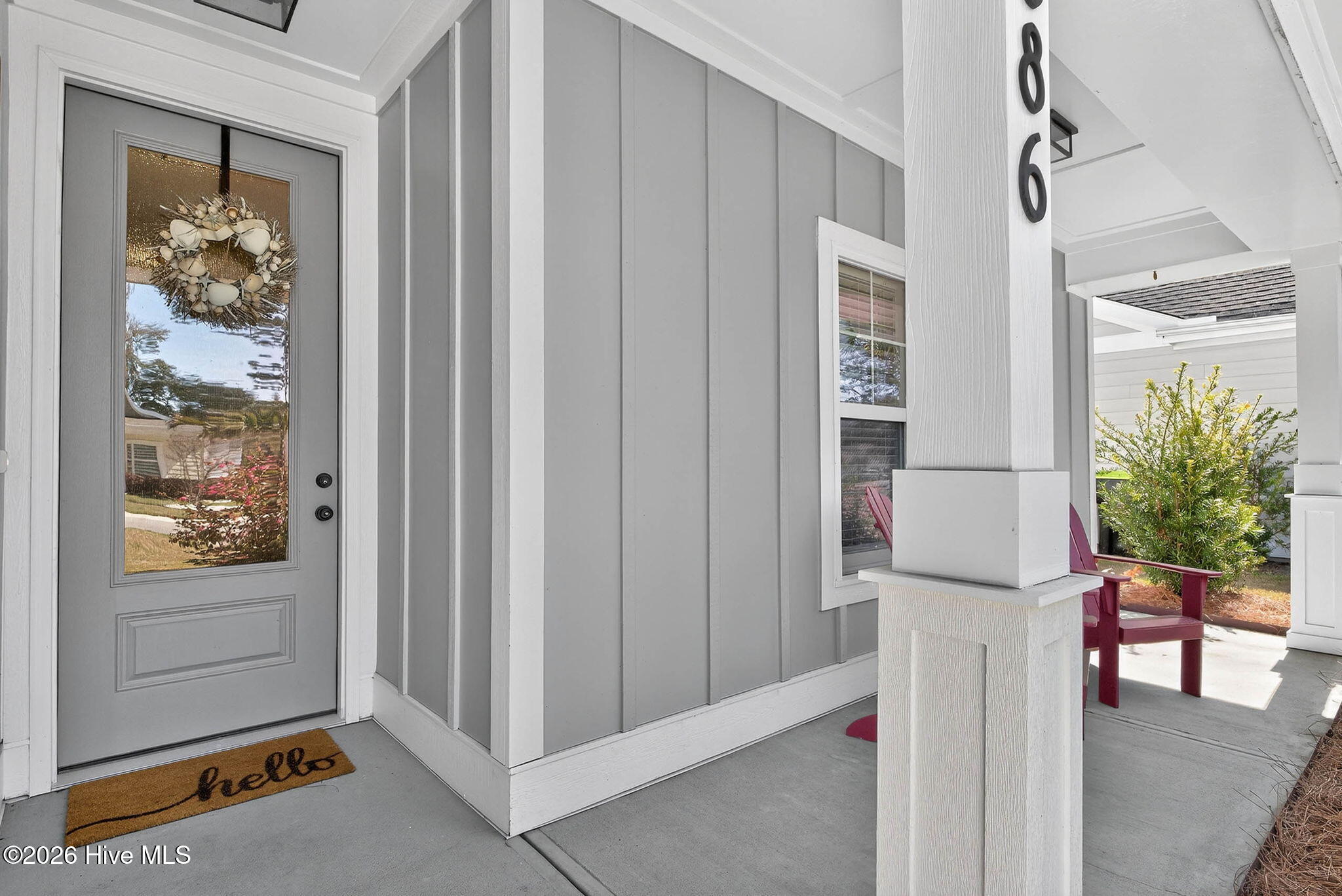 2086 Greenside Manor Drive Sw Property Photo 6