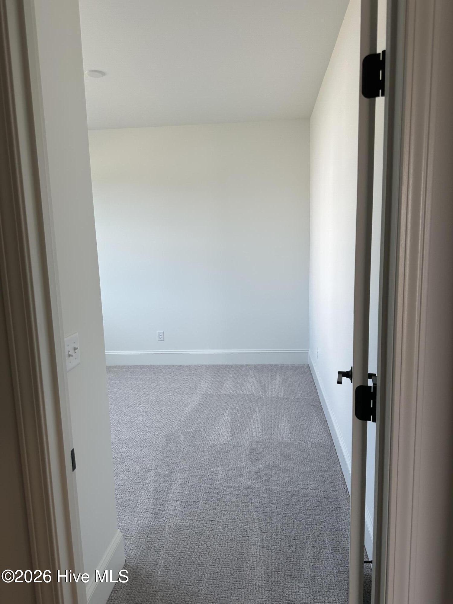 2212 Sandbrook Loop Property Photo 22