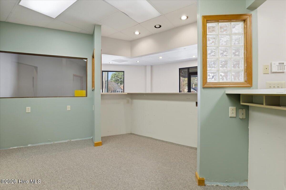 107 E Vernon Avenue Property Photo 19
