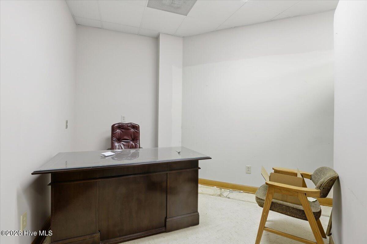 107 E Vernon Avenue Property Photo 23
