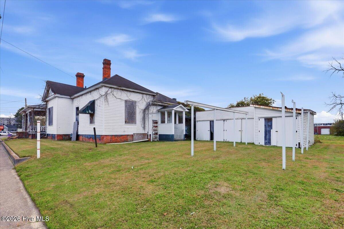 107 E Vernon Avenue Property Photo 31