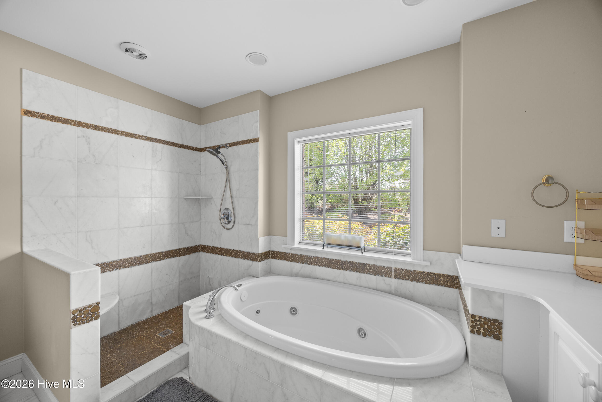 8600 Abbey Glen Way Property Photo 23