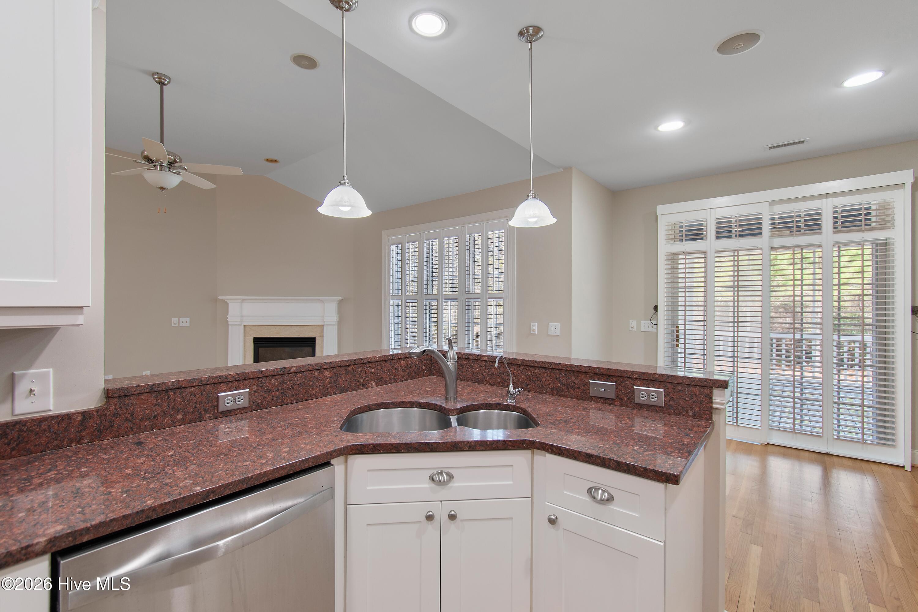 3687 Wingfoot Drive Property Photo 13