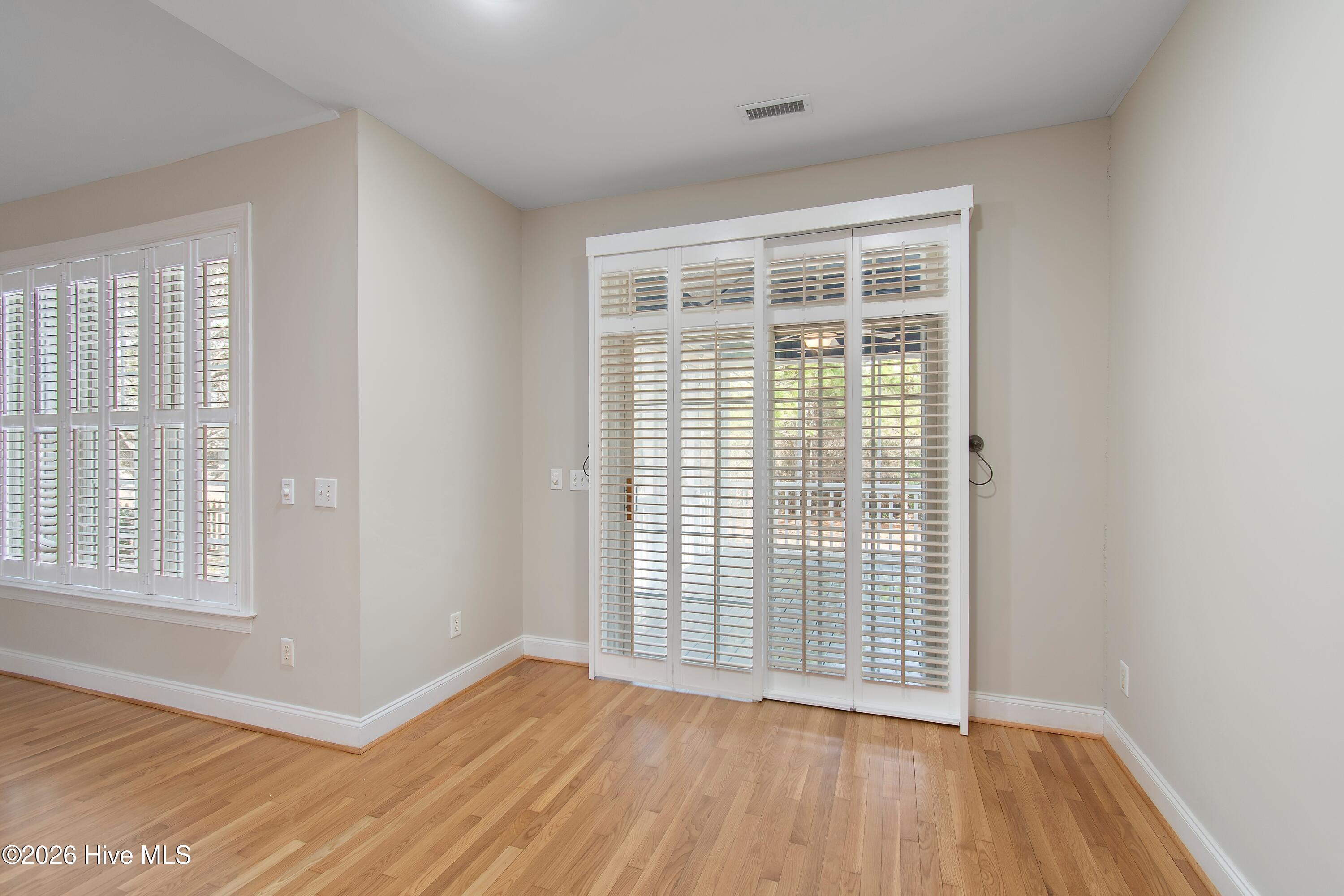 3687 Wingfoot Drive Property Photo 18
