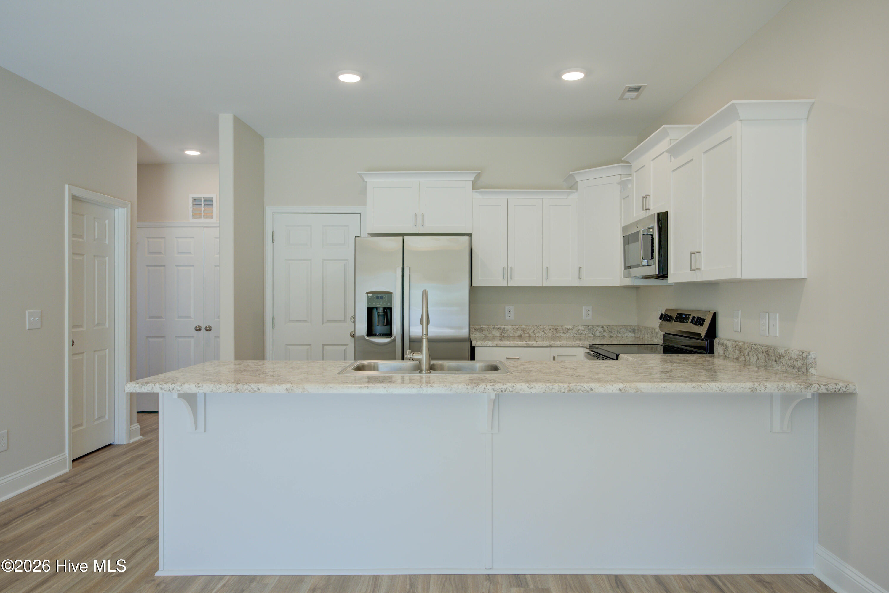 215 Sandpiper Place Property Photo 8