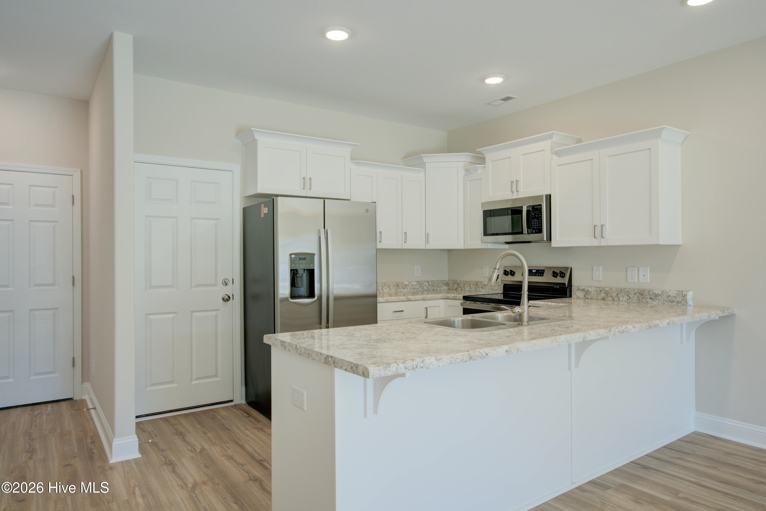 215 Sandpiper Place Property Photo 9