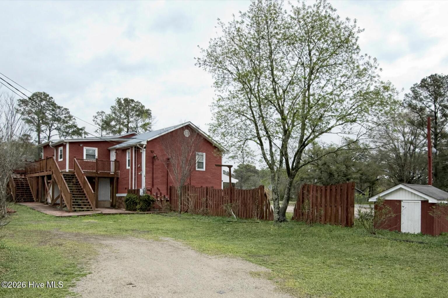 6401 Castle Hayne Road Property Photo 2
