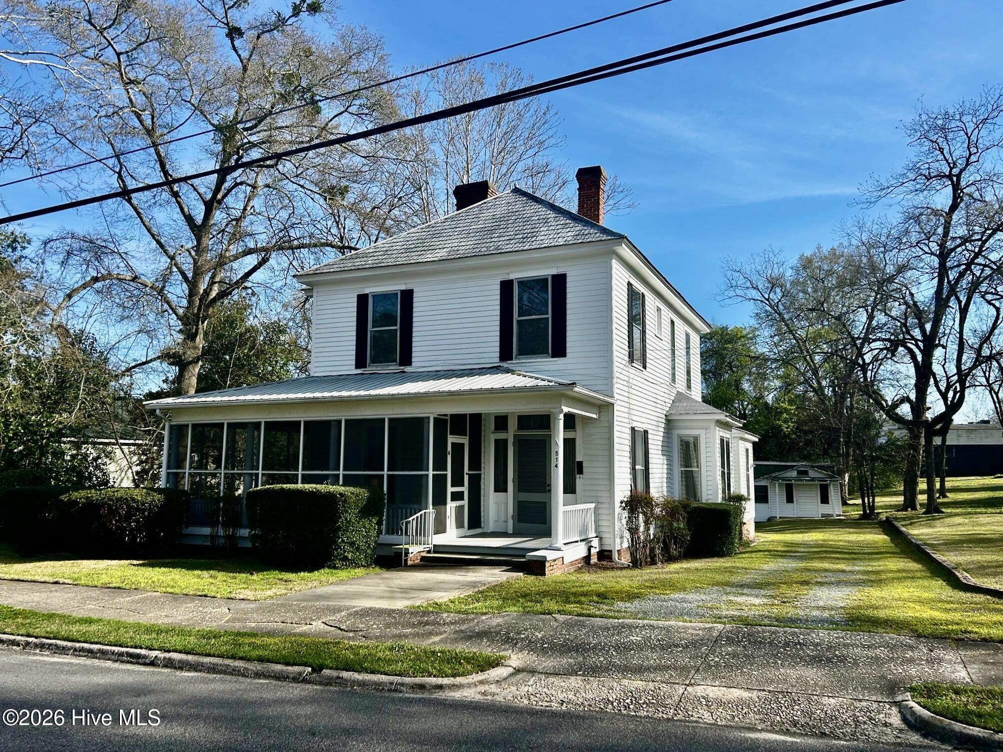 514 E Washington Street Property Photo 2