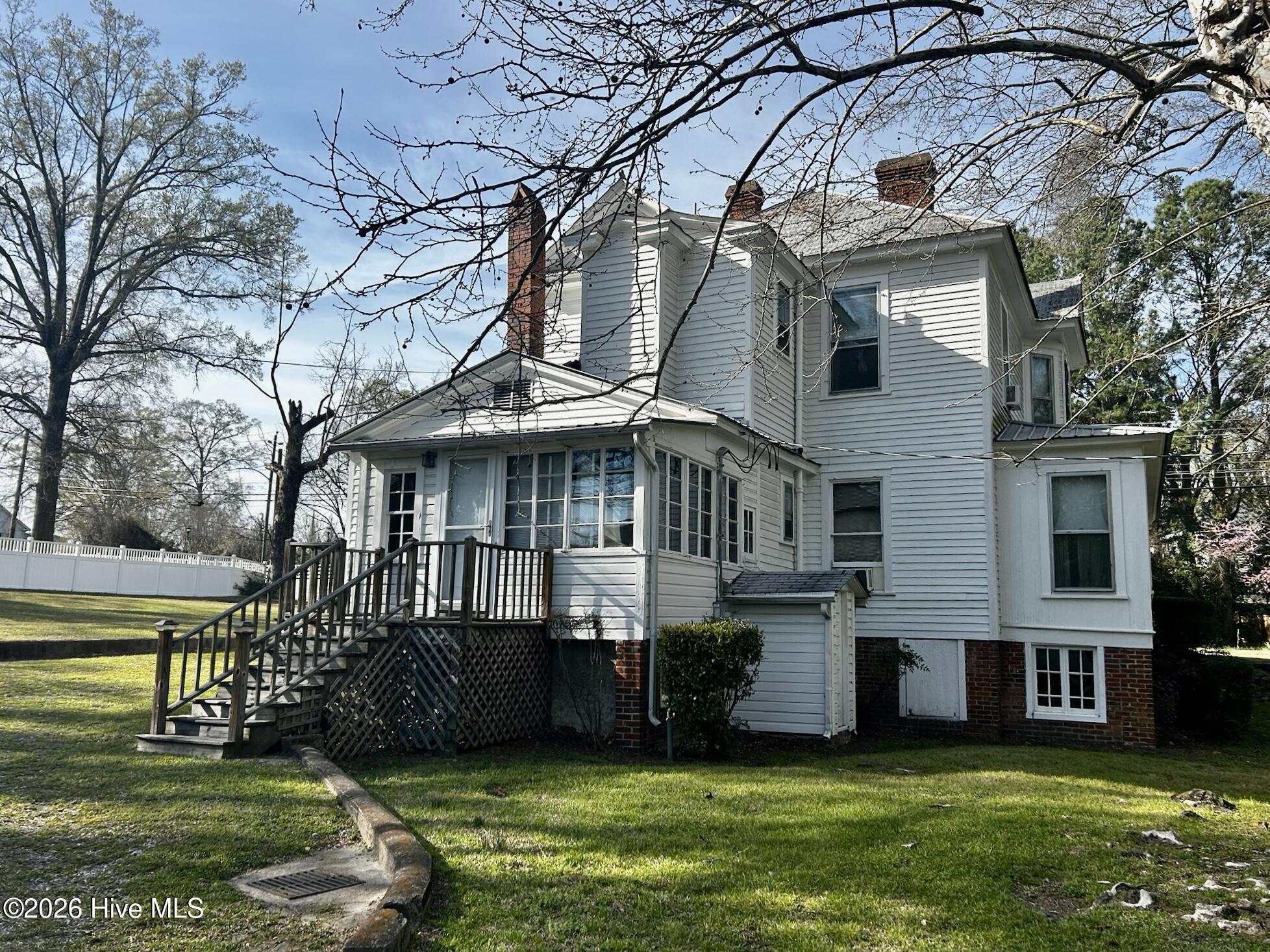 514 E Washington Street Property Photo 40