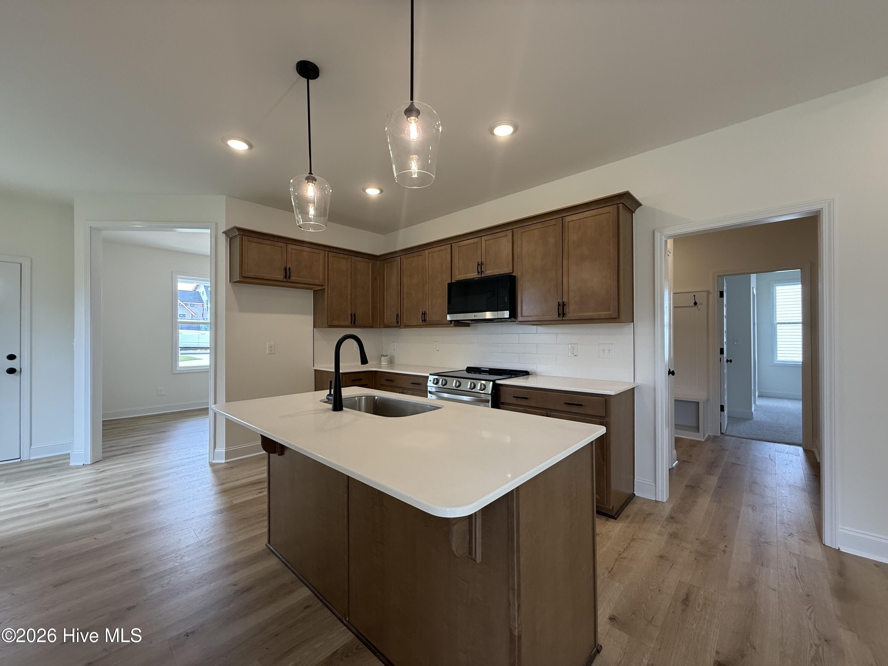 137 Cardovia Way Property Photo 2