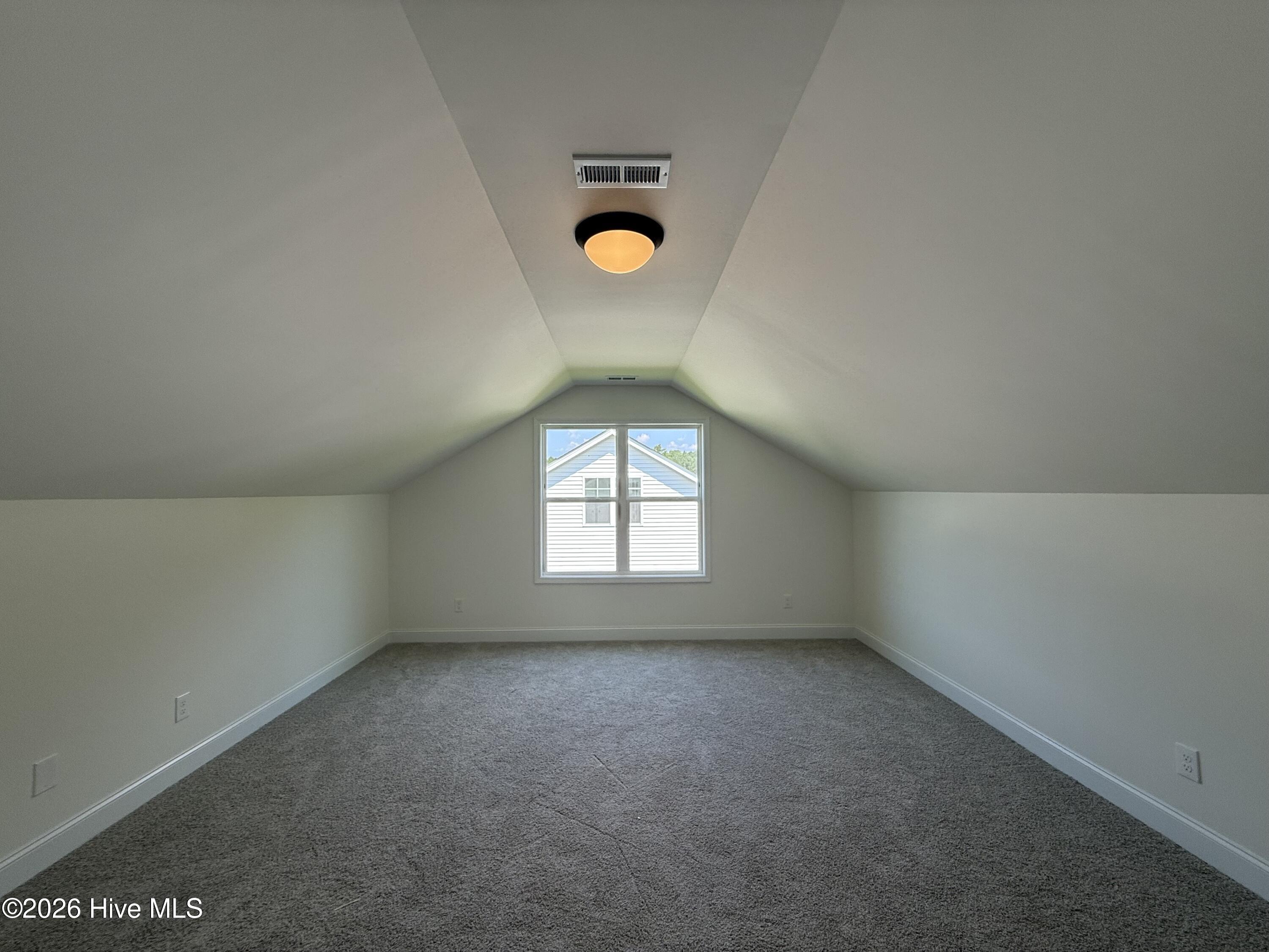 137 Cardovia Way Property Photo 15