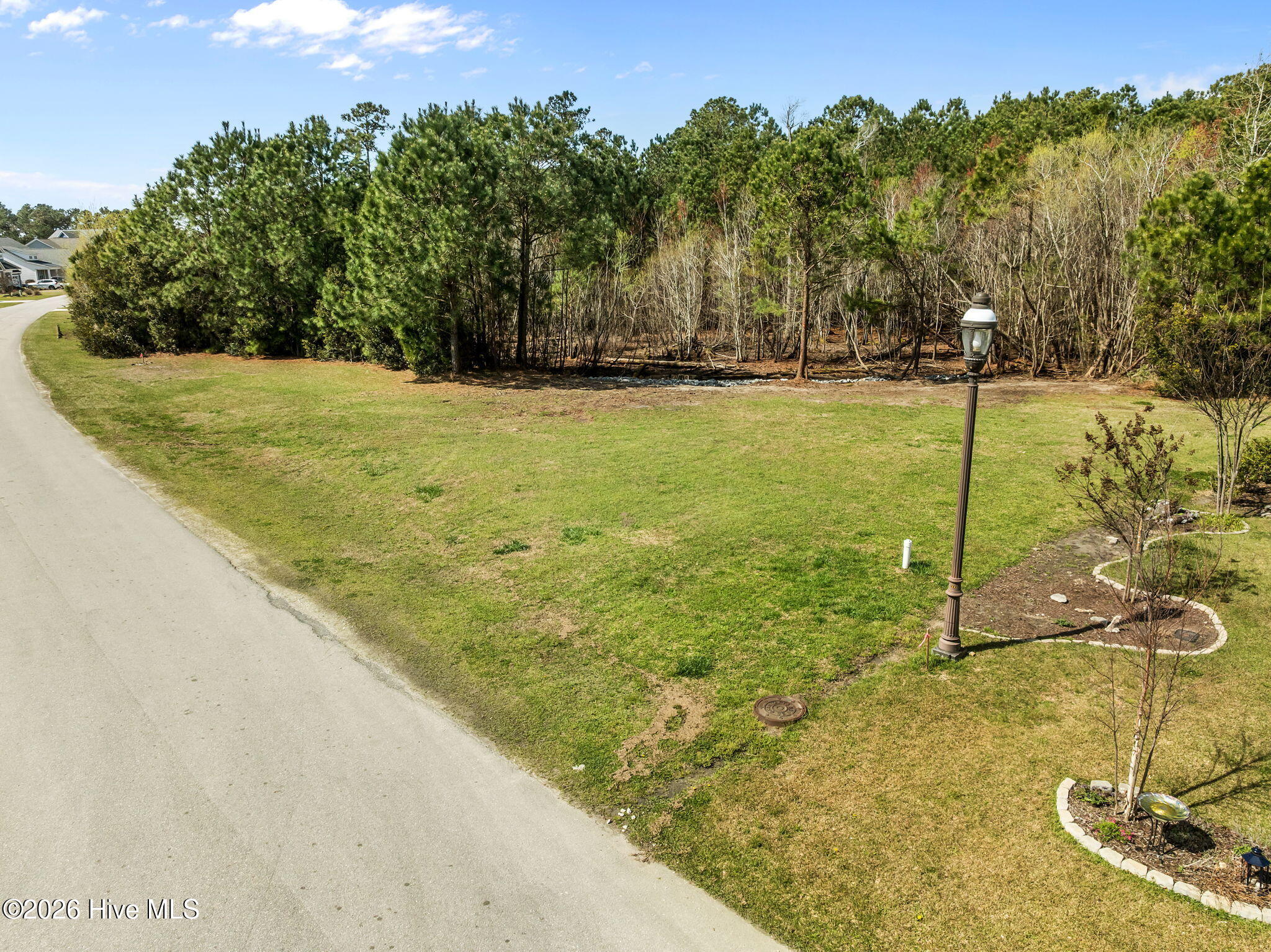 207 259 Everett Park Trail Property Photo 1