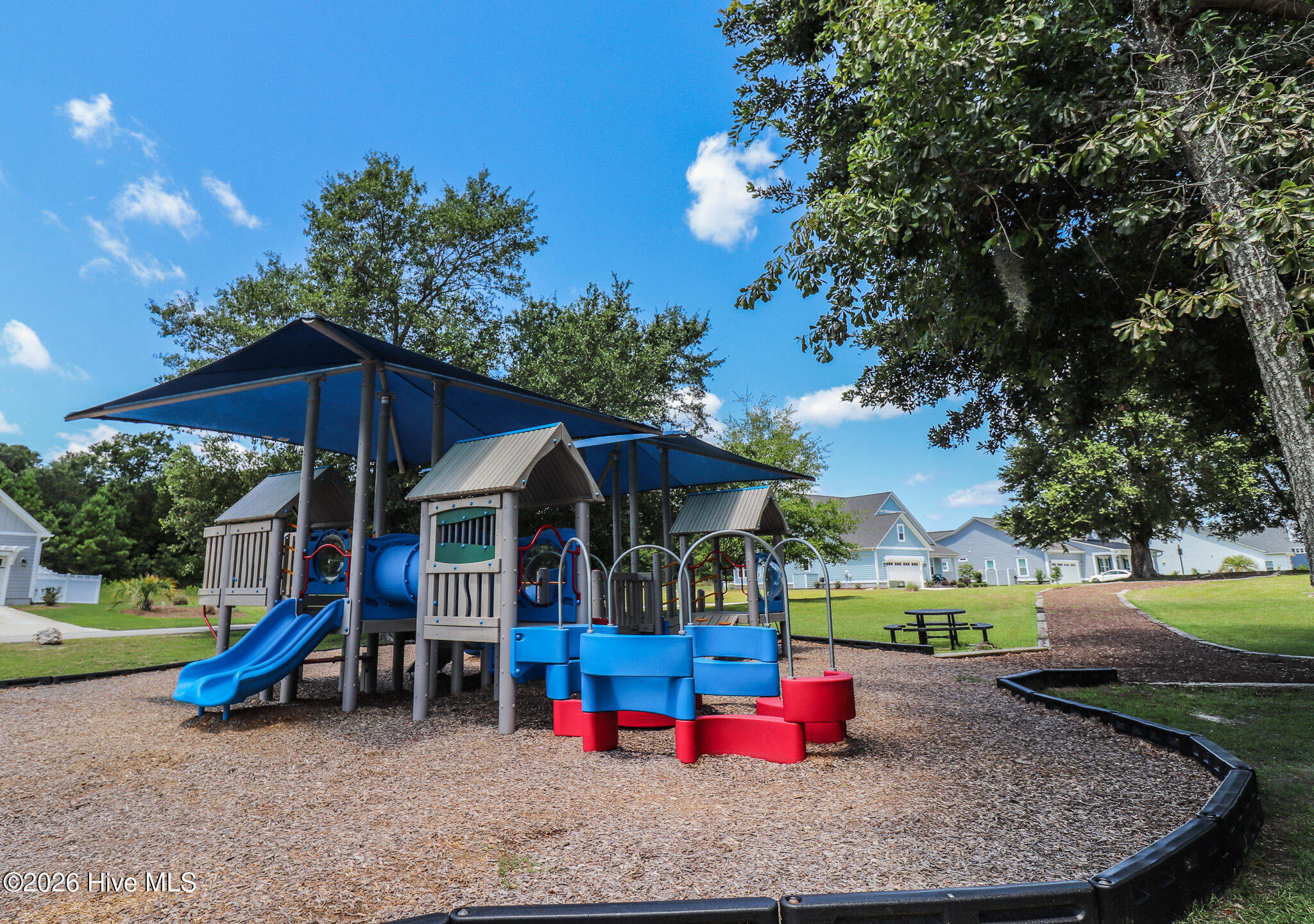 207 259 Everett Park Trail Property Photo 33