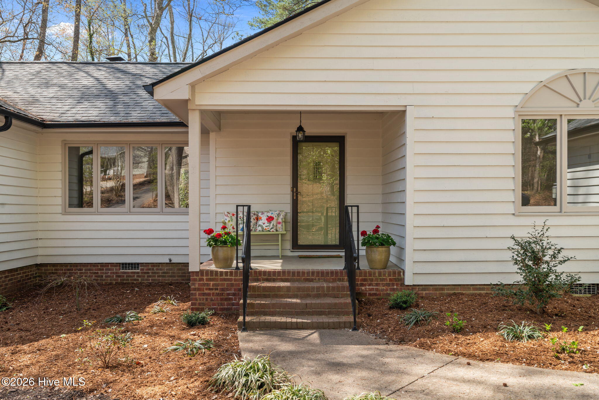 512 Argyll Drive Property Photo 4