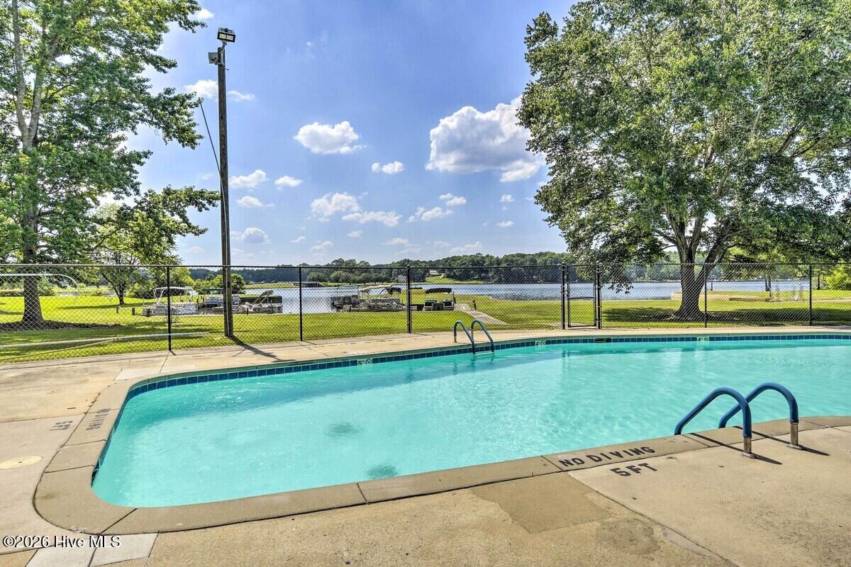 512 Argyll Drive Property Photo 41