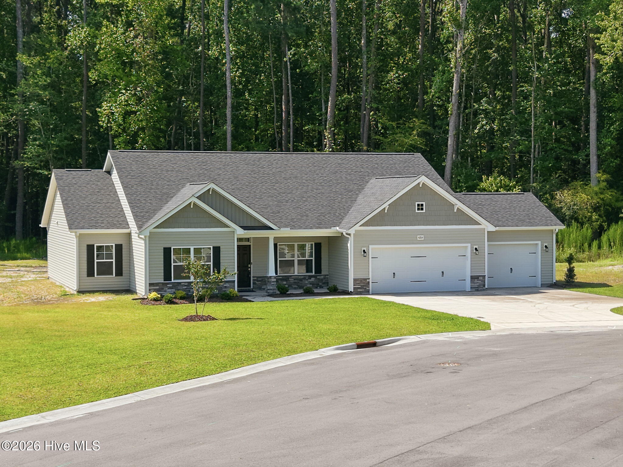 4206 Tinsley Court Property Photo 4