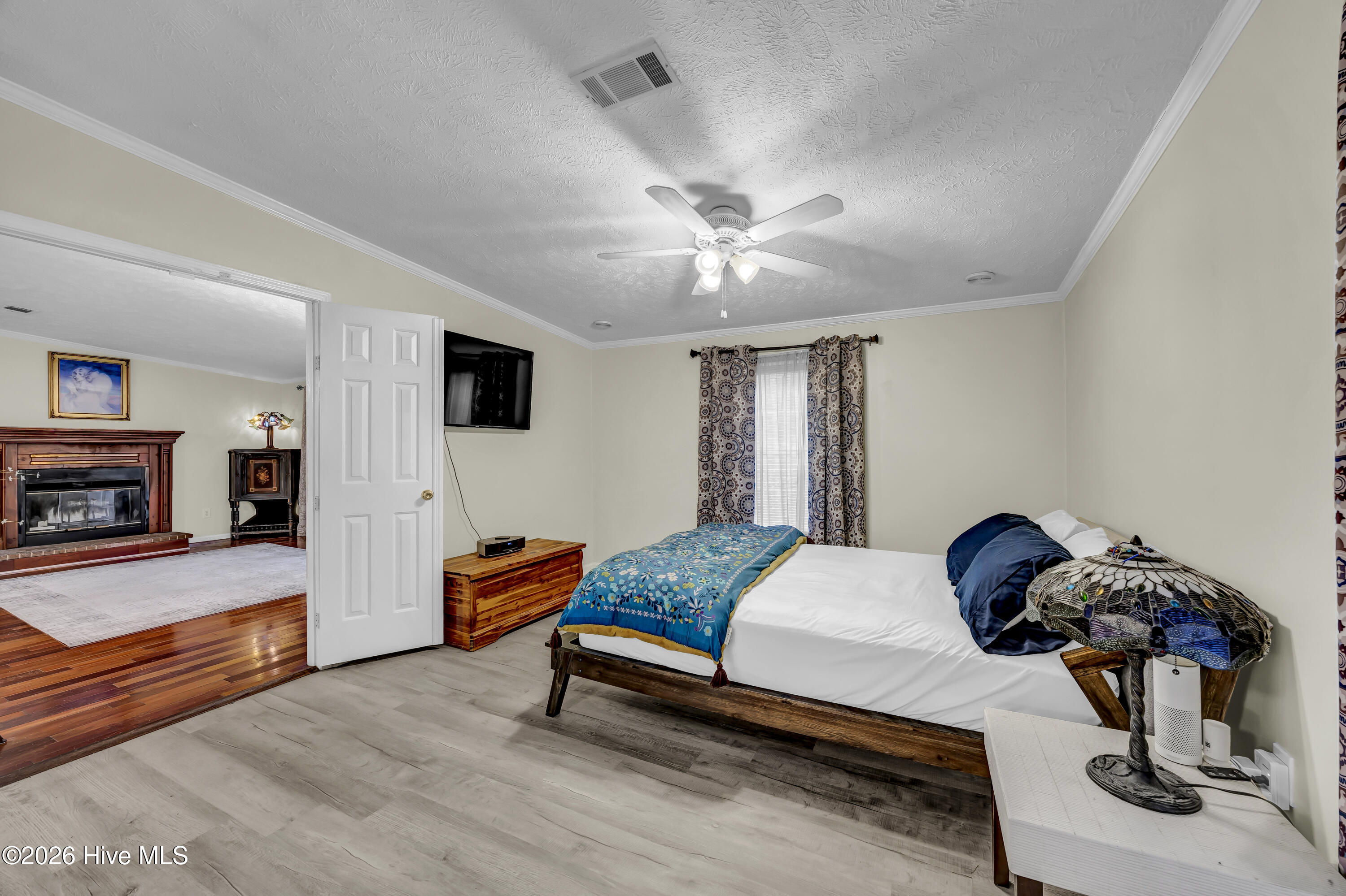 2109 E Lake Shore Drive Property Photo 21