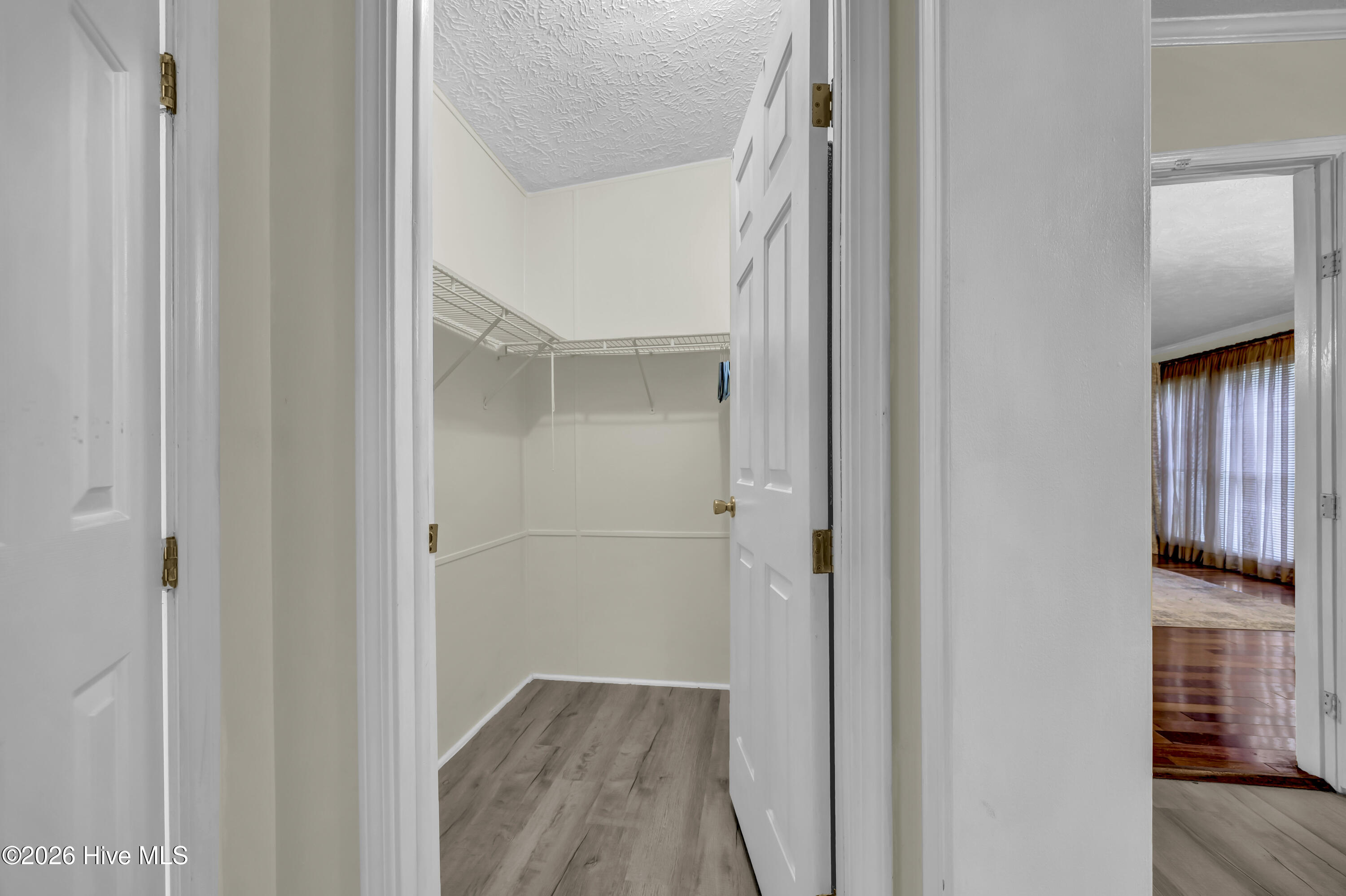 2109 E Lake Shore Drive Property Photo 24