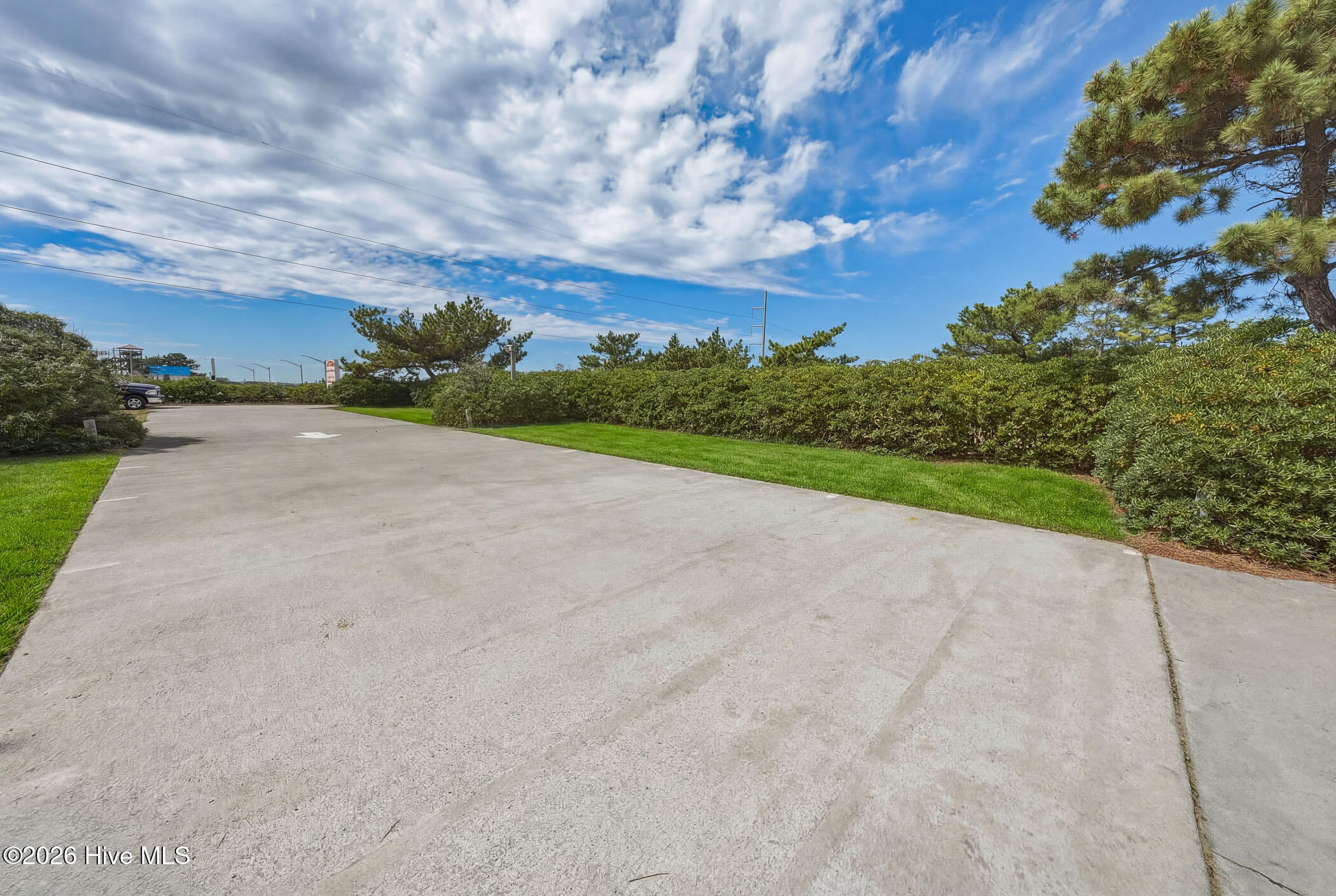 6715 S Croatan Highway Property Photo 6