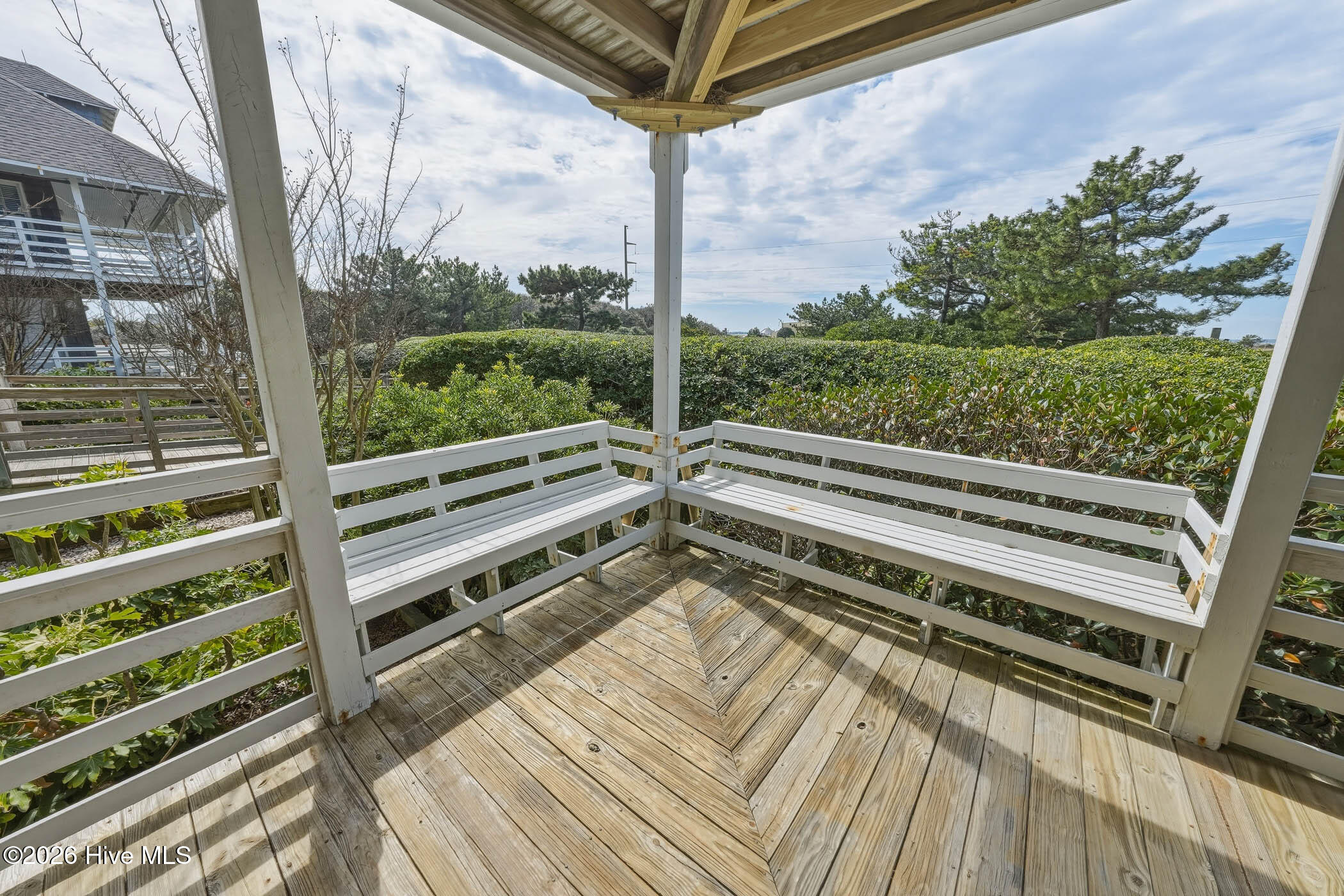 6715 S Croatan Highway Property Photo 14