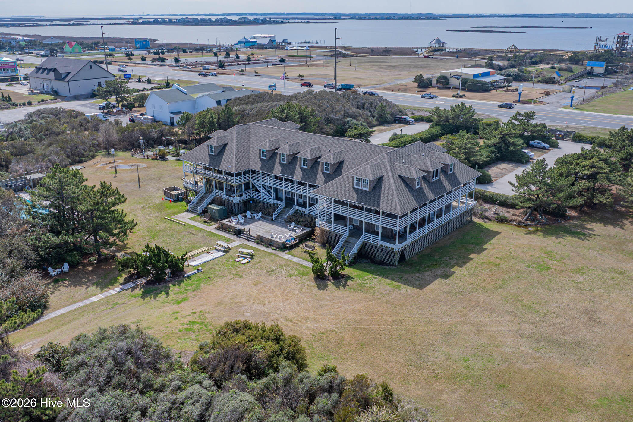 6715 S Croatan Highway Property Photo 45