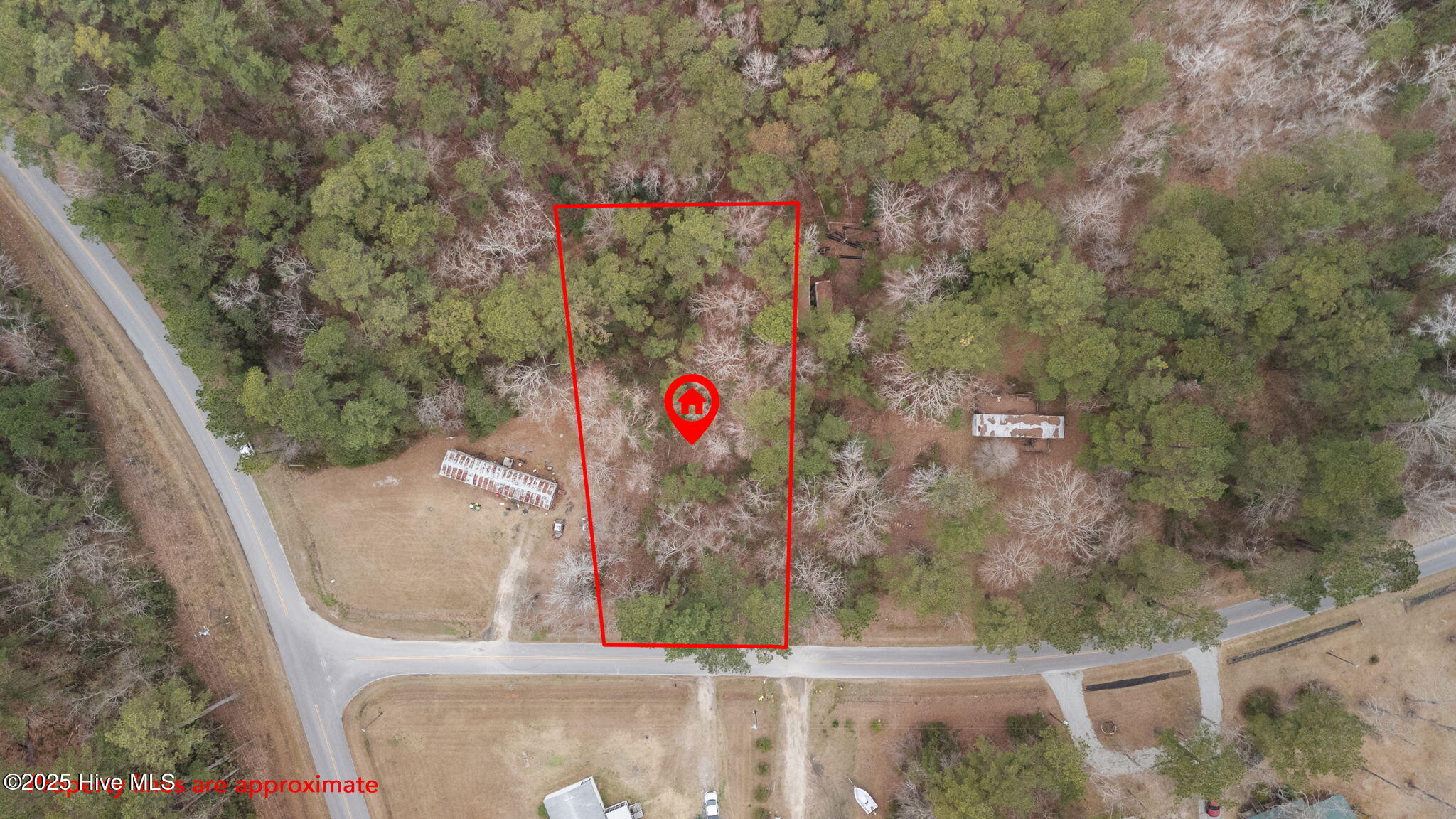 117 Deer Trail Property Photo 2